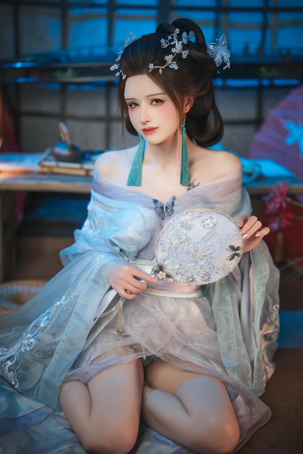 Cosplay 鹿八岁 – 碎蝶梦