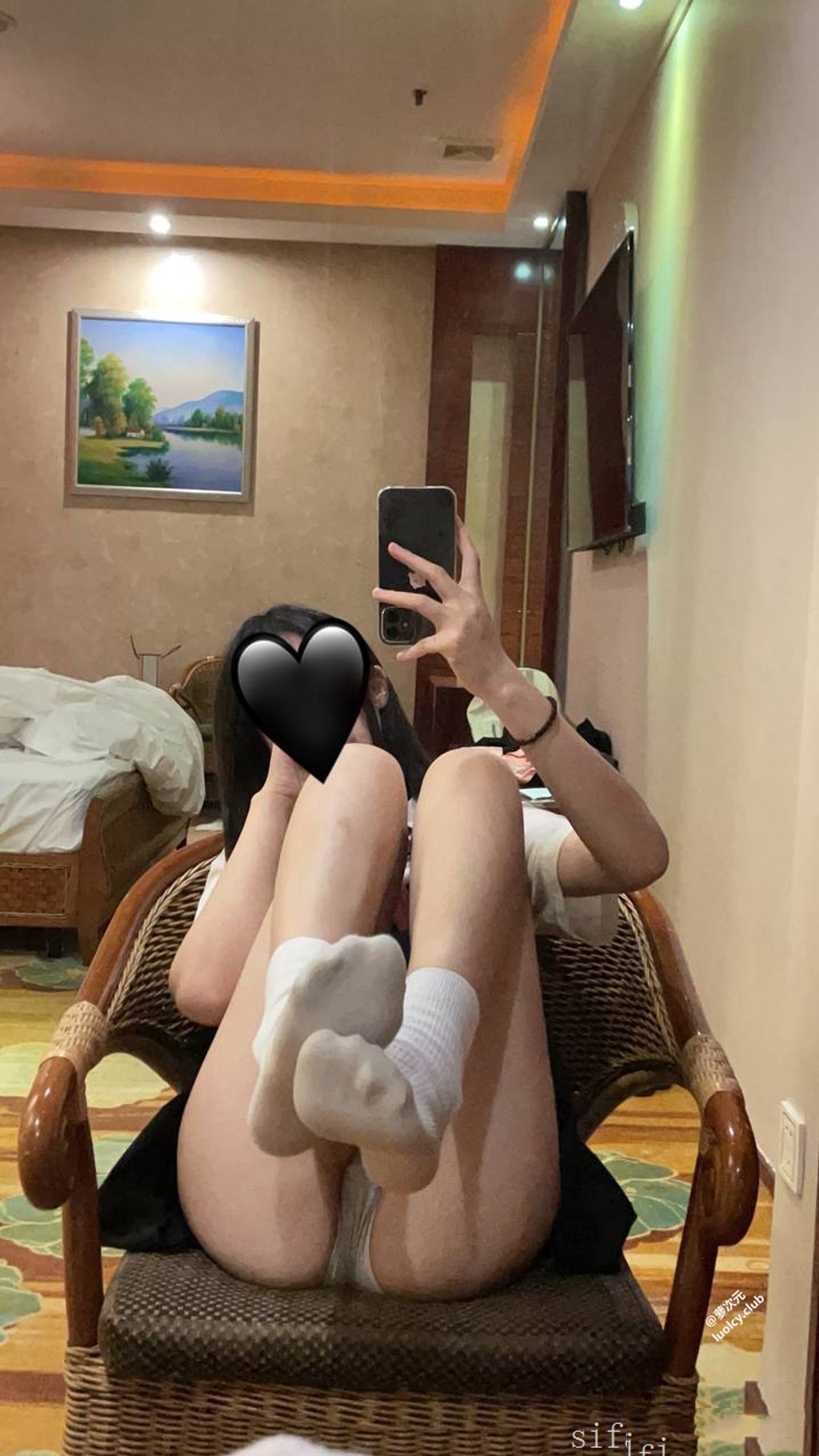 [OtherXXX] Callu3uuu妹： 鲜嫩顶级白虎萝莉
