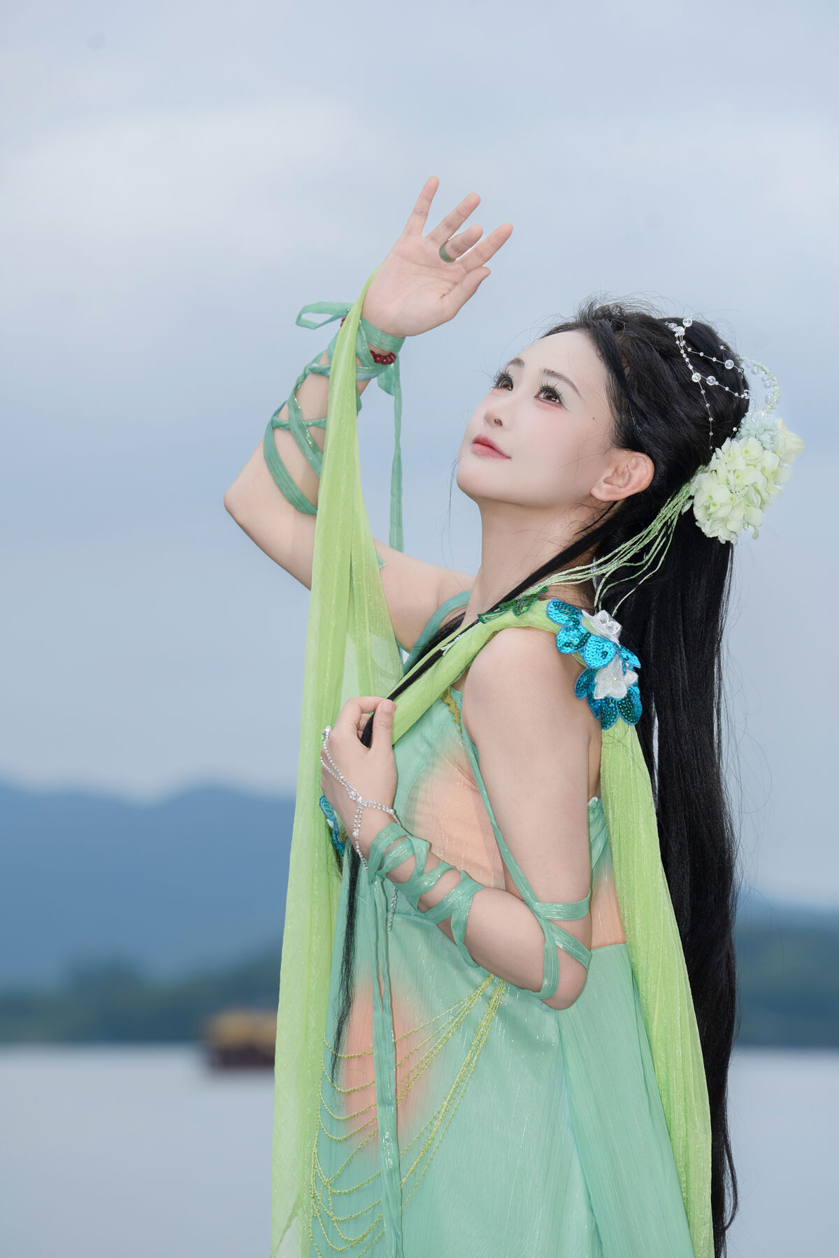 YiTuYu艺图语 Vol.10362 Jiao Yi Zhi Sui Sui