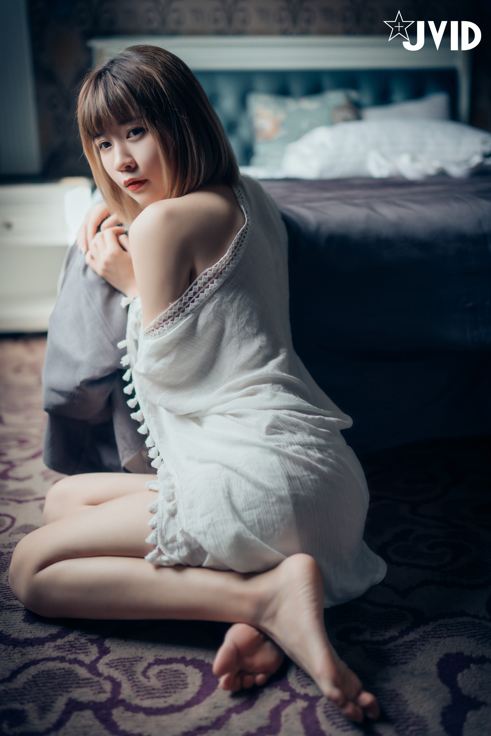 [JVID] 果寶寶 – 與巨乳女友果寶寶開房間的全裸無碼寫真