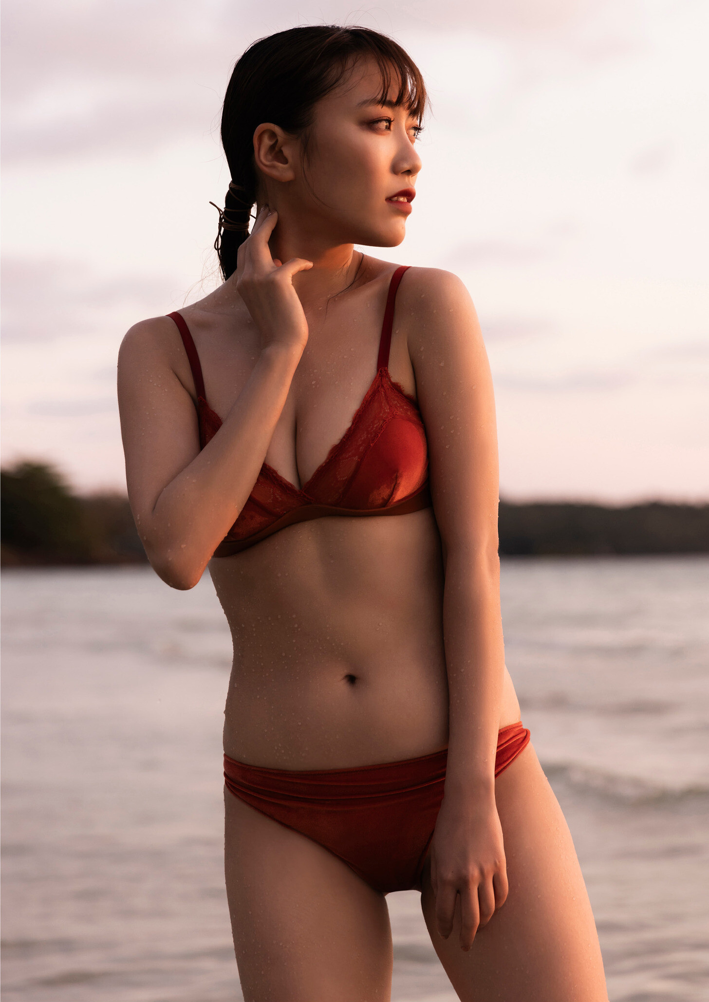 [Photobook] 2023.08.29 高城れに1st写真集「9‑Kaw‑Another Edition」