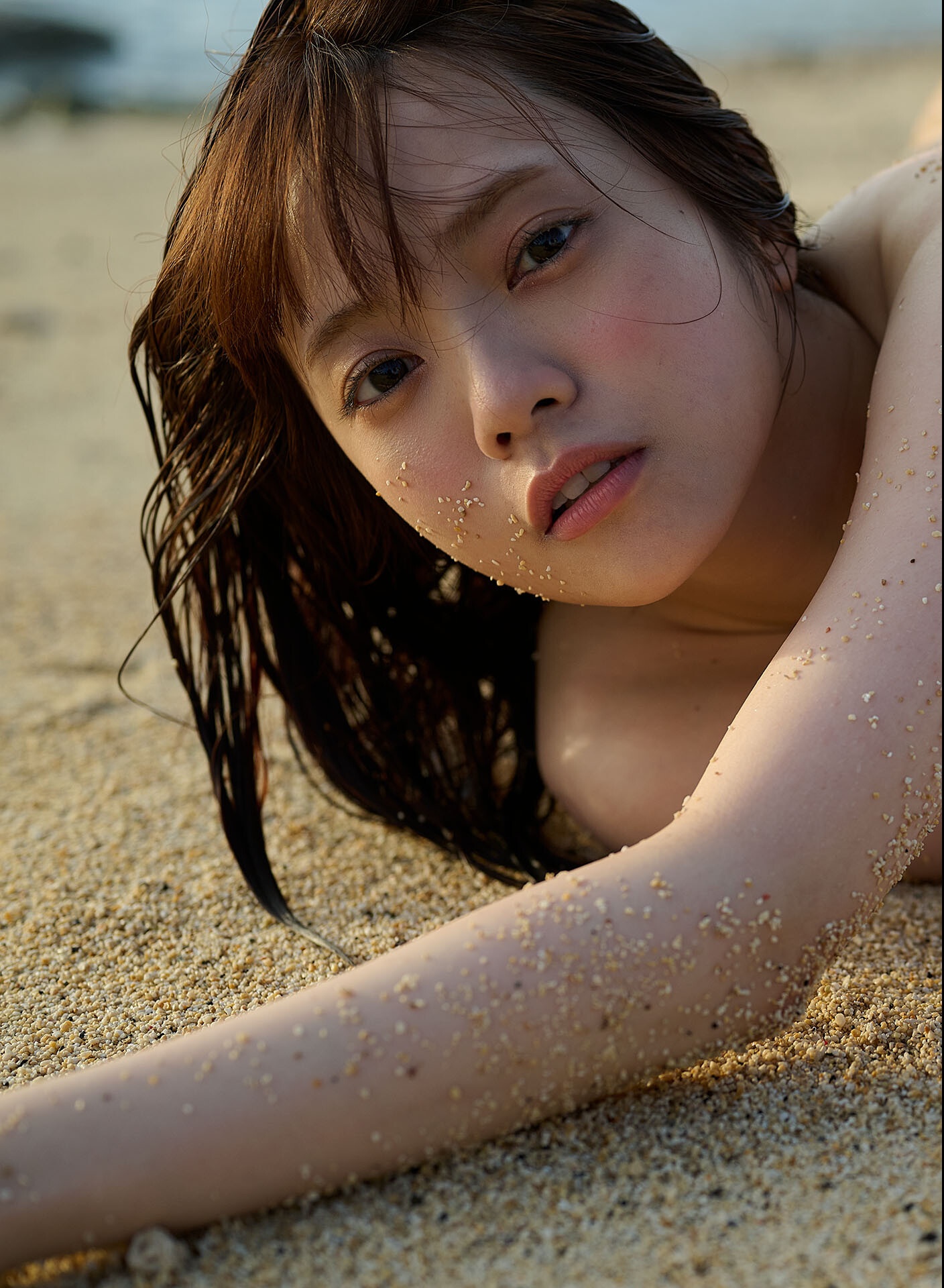 [Photobook] 宮田愛萌 Lilas【DMM限定アザーカット付き版】