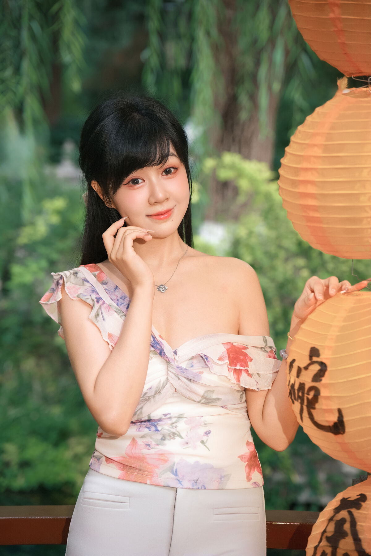 YiTuYu艺图语 Vol.10422 Yi Ming