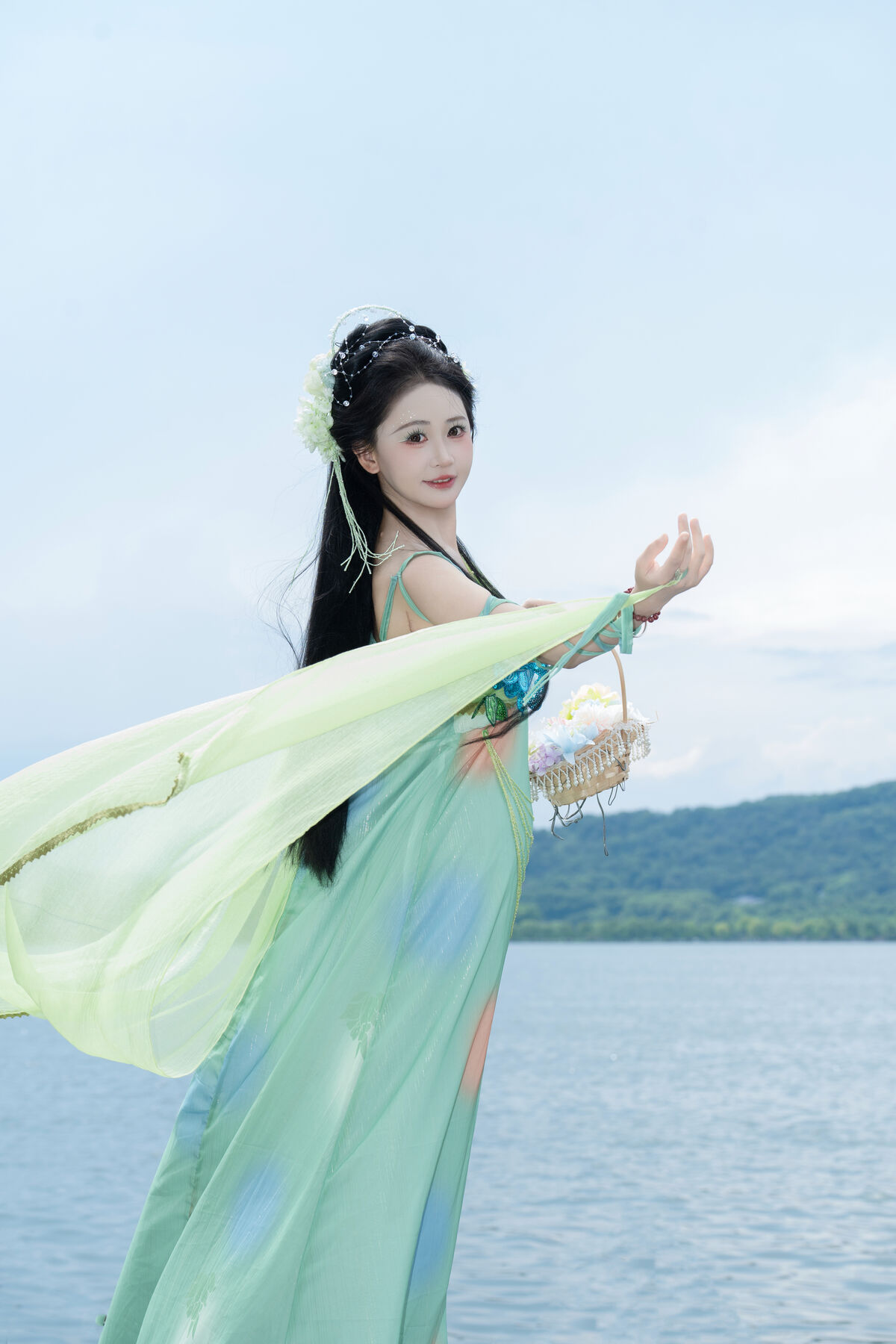 YiTuYu艺图语 Vol.10362 Jiao Yi Zhi Sui Sui