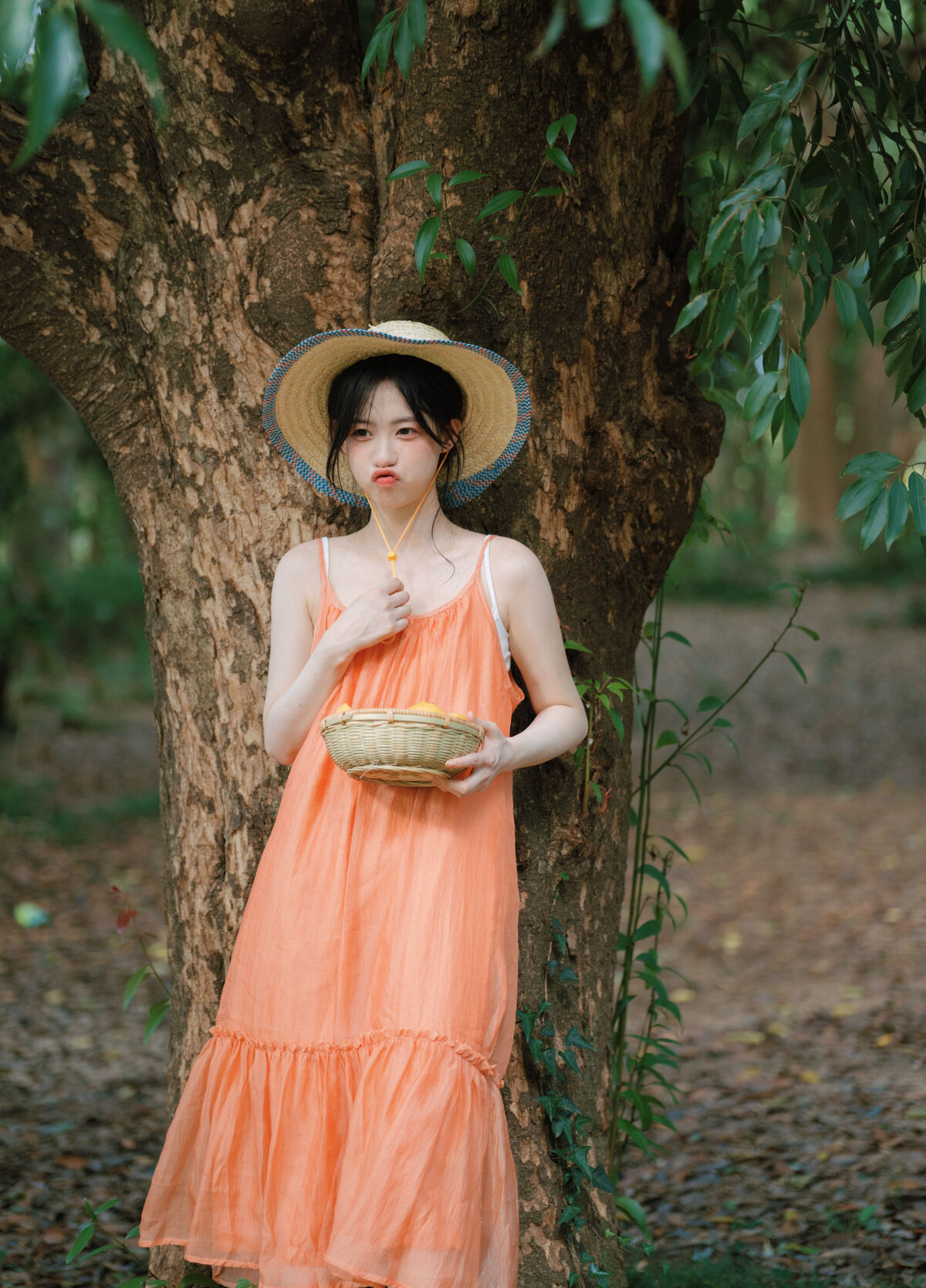 YiTuYu艺图语 Vol.10245 Kang Yu Qian Niki