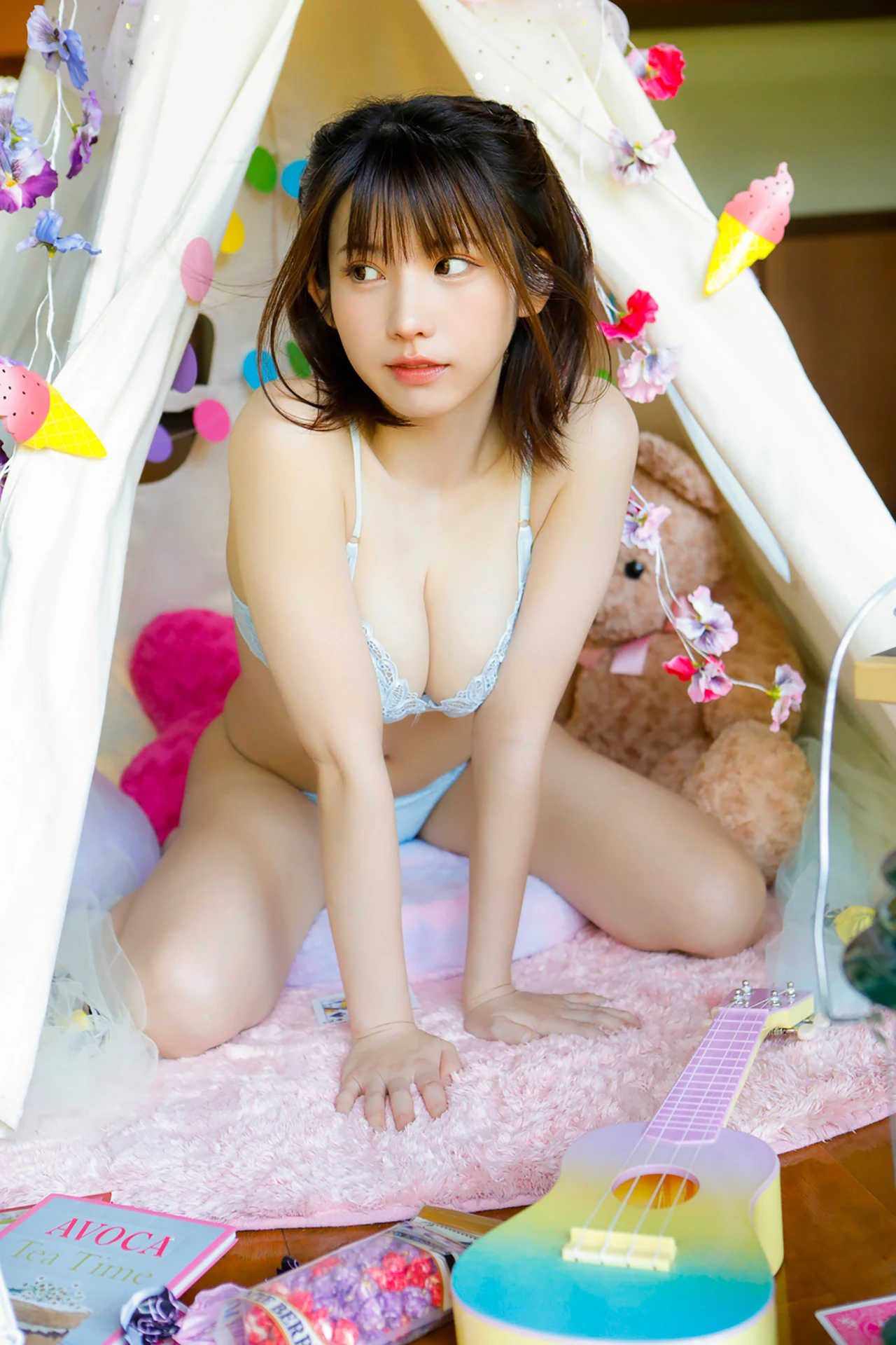 Enako えなこ, ヤングチャンピオンデジグラ 「えなこランド」 11 Enako えなこ, ヤングチャンピオンデジグラ 「えなこランド」