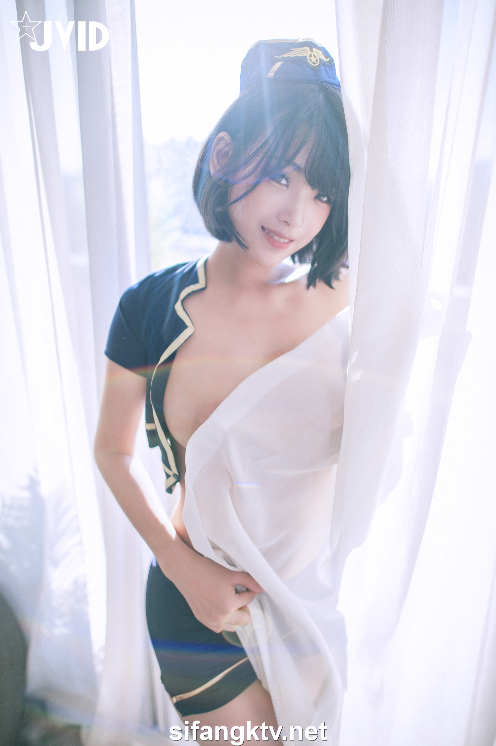 [JVID] 露露咪 – 淫蕩美艷空姐的教育「性」