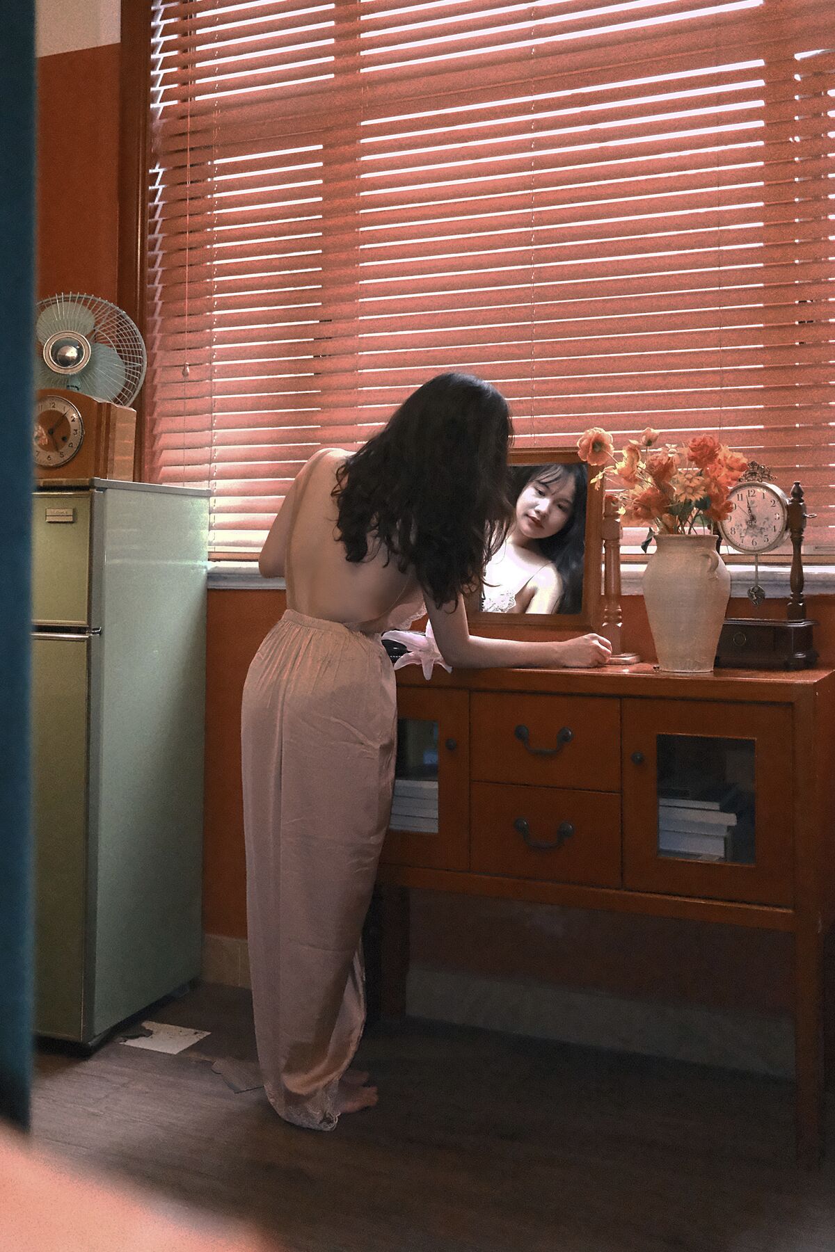 YiTuYu艺图语 Vol.10354 Xiao Fei Yang Bu Chi La Chang