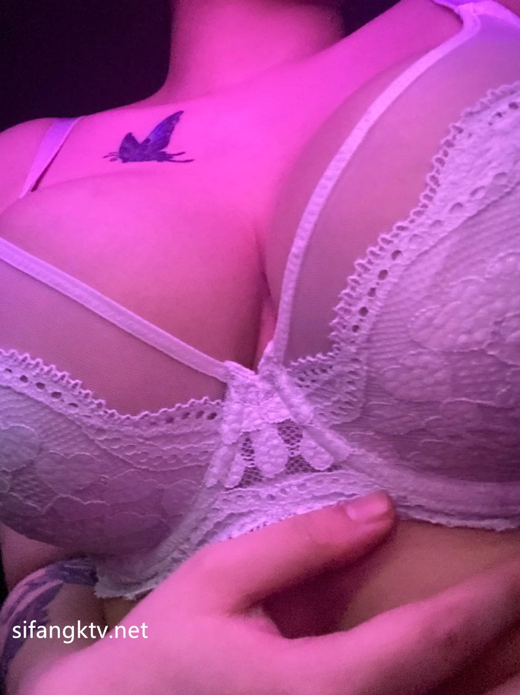 [OtherXXX] Mico板烧鸭鸭： X高价福利视频写真