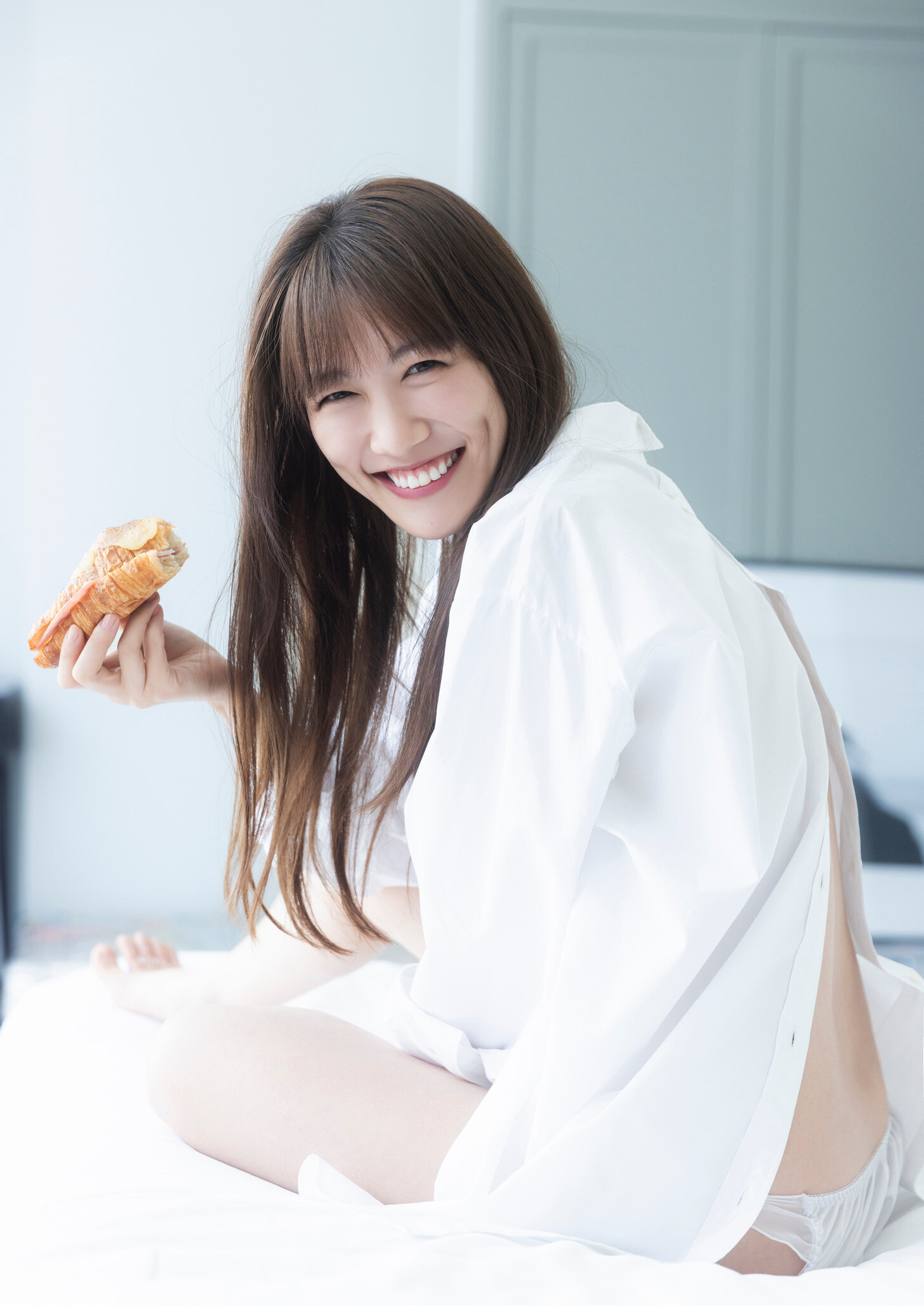 [Photobook] 2023.08.29 高城れに1st写真集「9‑Kaw‑Another Edition」