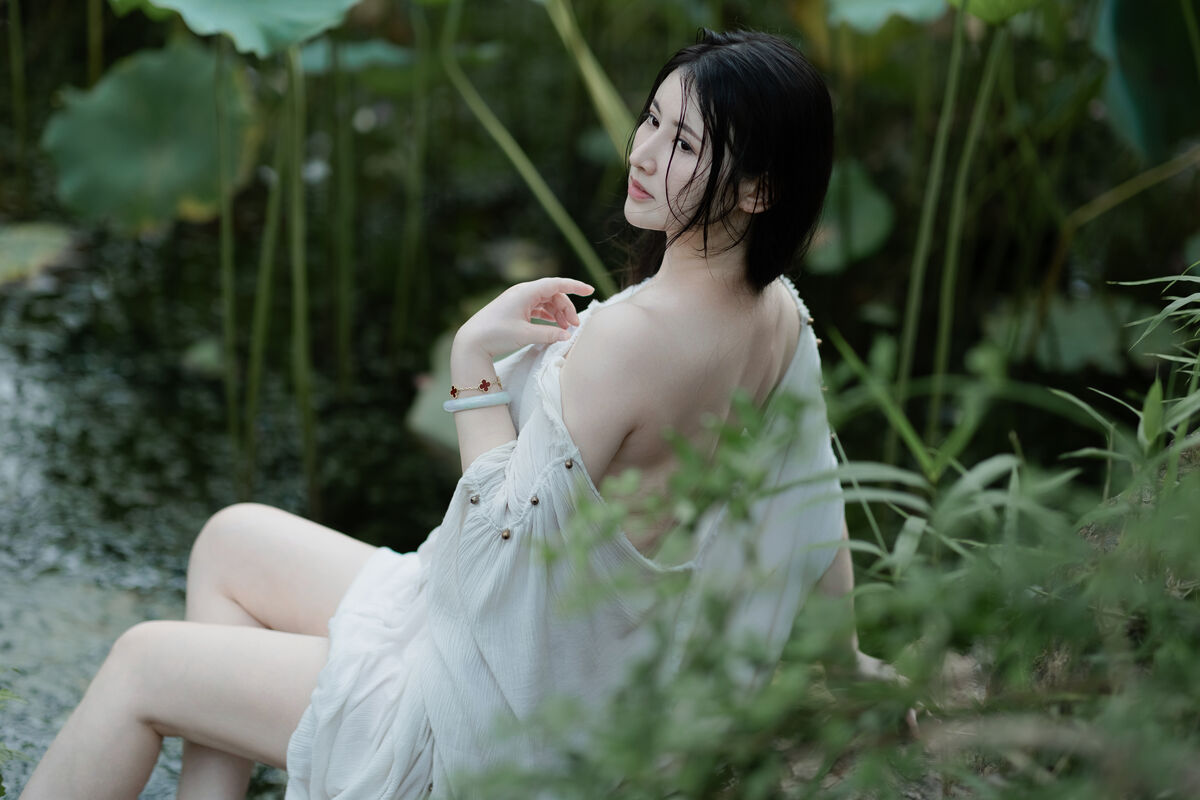 YiTuYu艺图语 Vol.10576 Shi Shi Kiki 10 YiTuYu艺图语 Vol.10576 Shi Shi Kiki