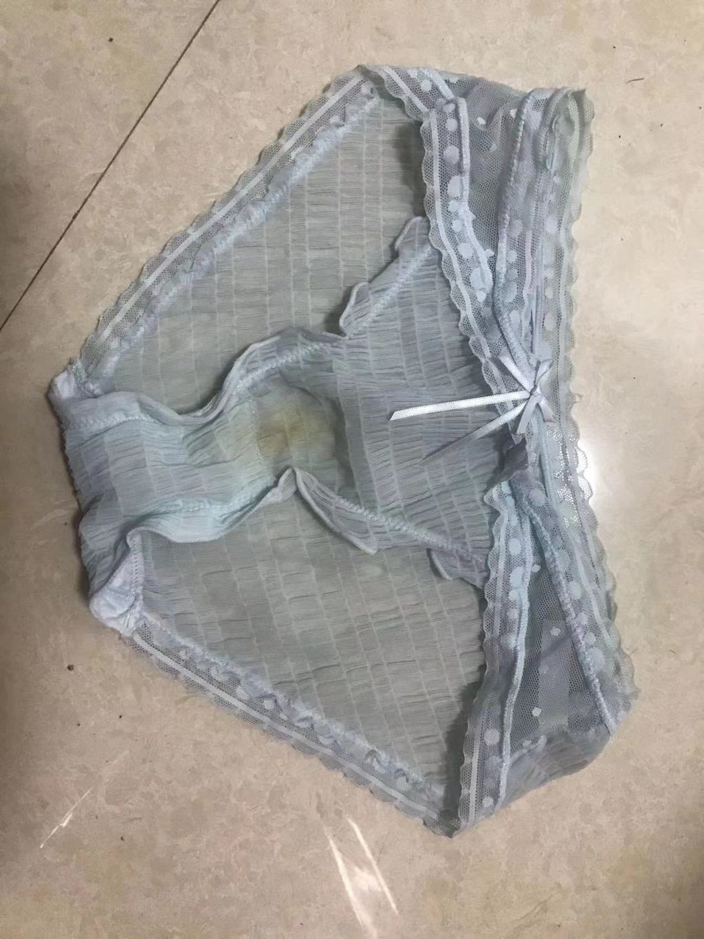 狗婷gxmm： 极品蛮腰肥臀反差母私拍完整版视图