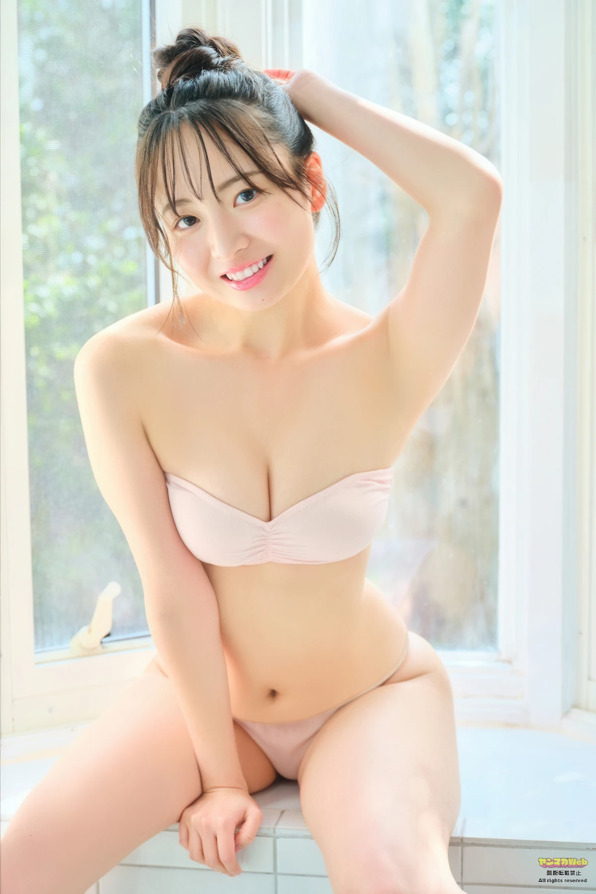 Aki Noma 野間愛希, Young Magazine 2026 No.24 (ヤングマガジン 2026年24号) 14 Aki Noma 野間愛希, Young Magazine 2026 No.24 (ヤングマガジン 2026年24号)