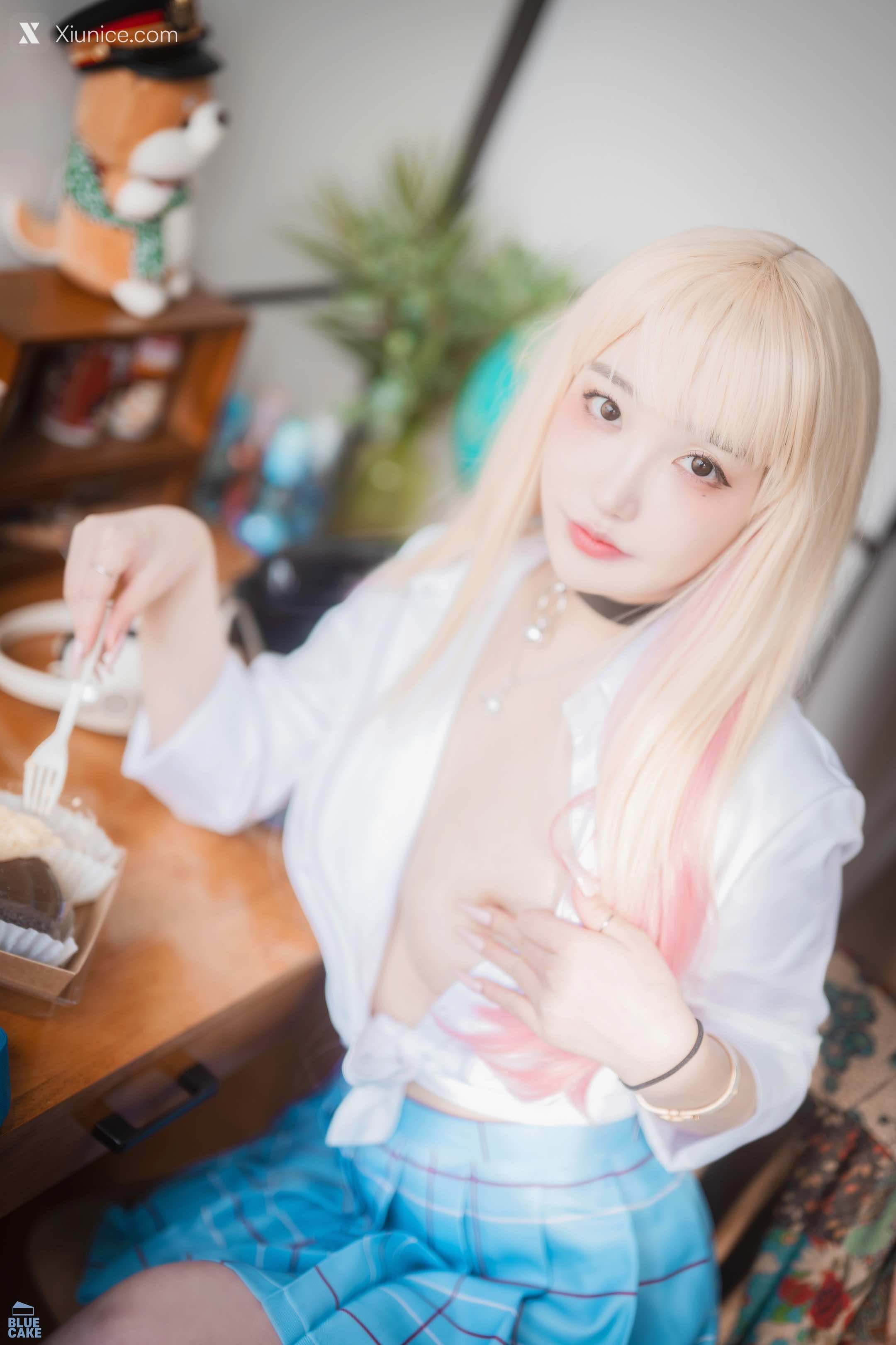 BLUECAKE Son Ye-Eun (손예은) – Marin Kitagawa WHITE ver 4K