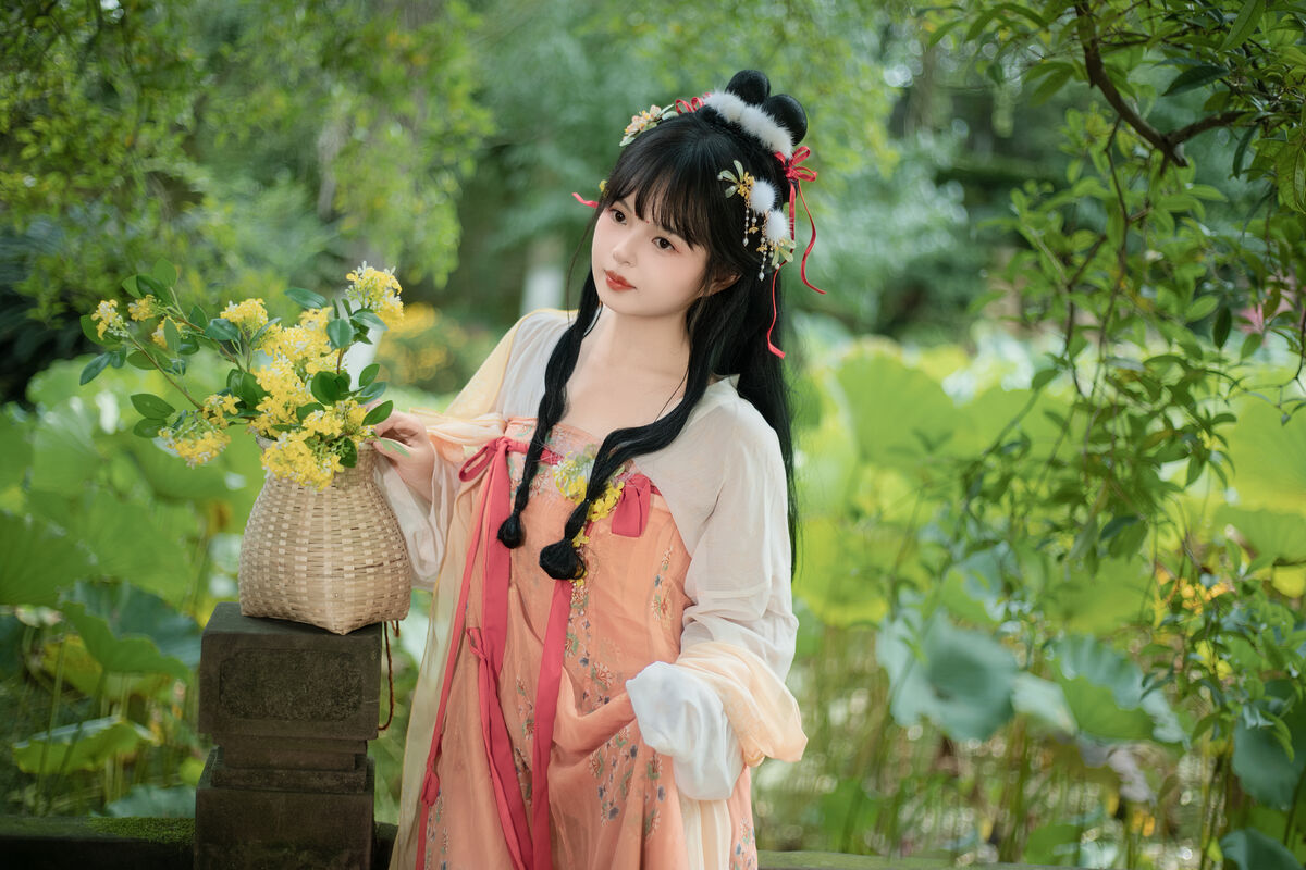 YiTuYu艺图语 Vol.10449 Zhi Zhi