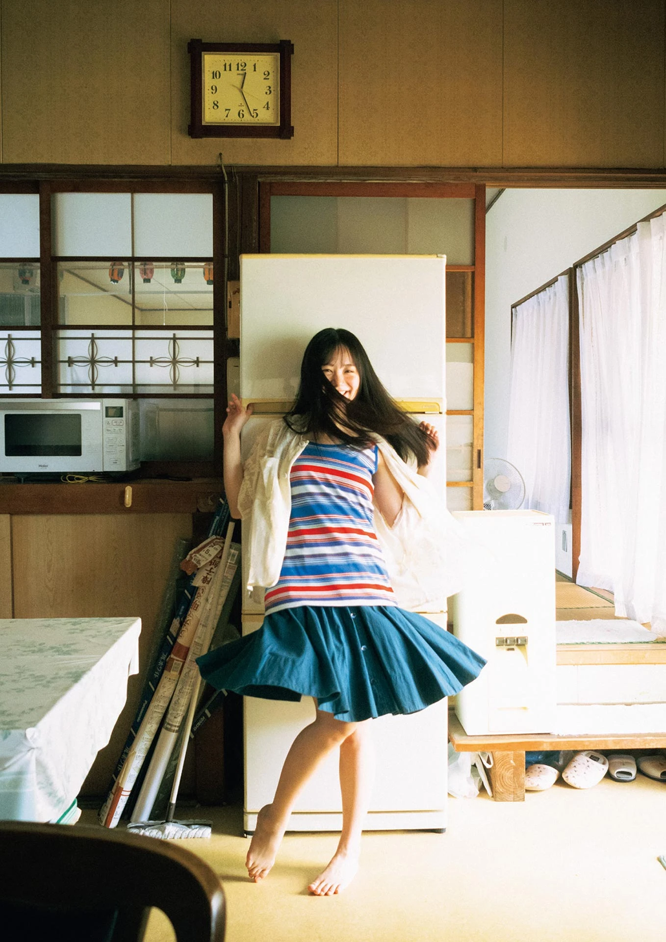 塩釜菜那 南後杏子 大賀彩姫 岬なこ 地頭江音々, B.L.T. 2025.09 (ビー・エル・ティー 2025年9月号)