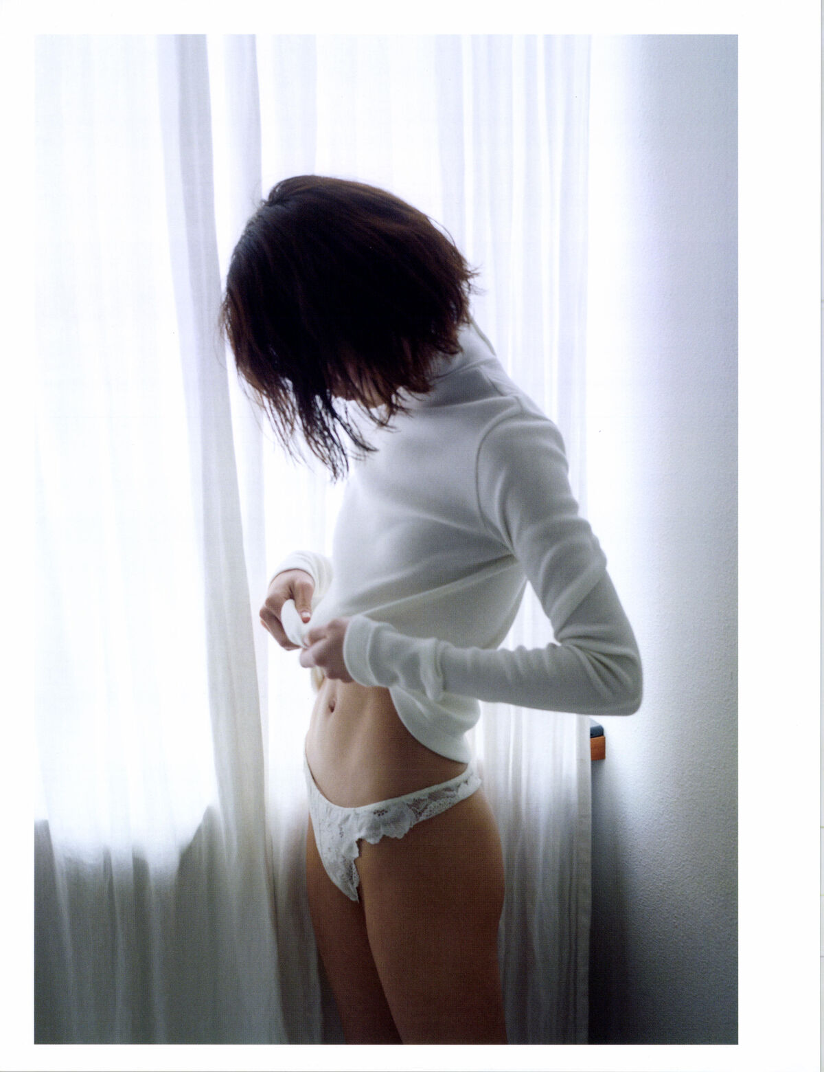 Yumi Wakatsuki 若月佑美 - 写真集 アンド チョコレート