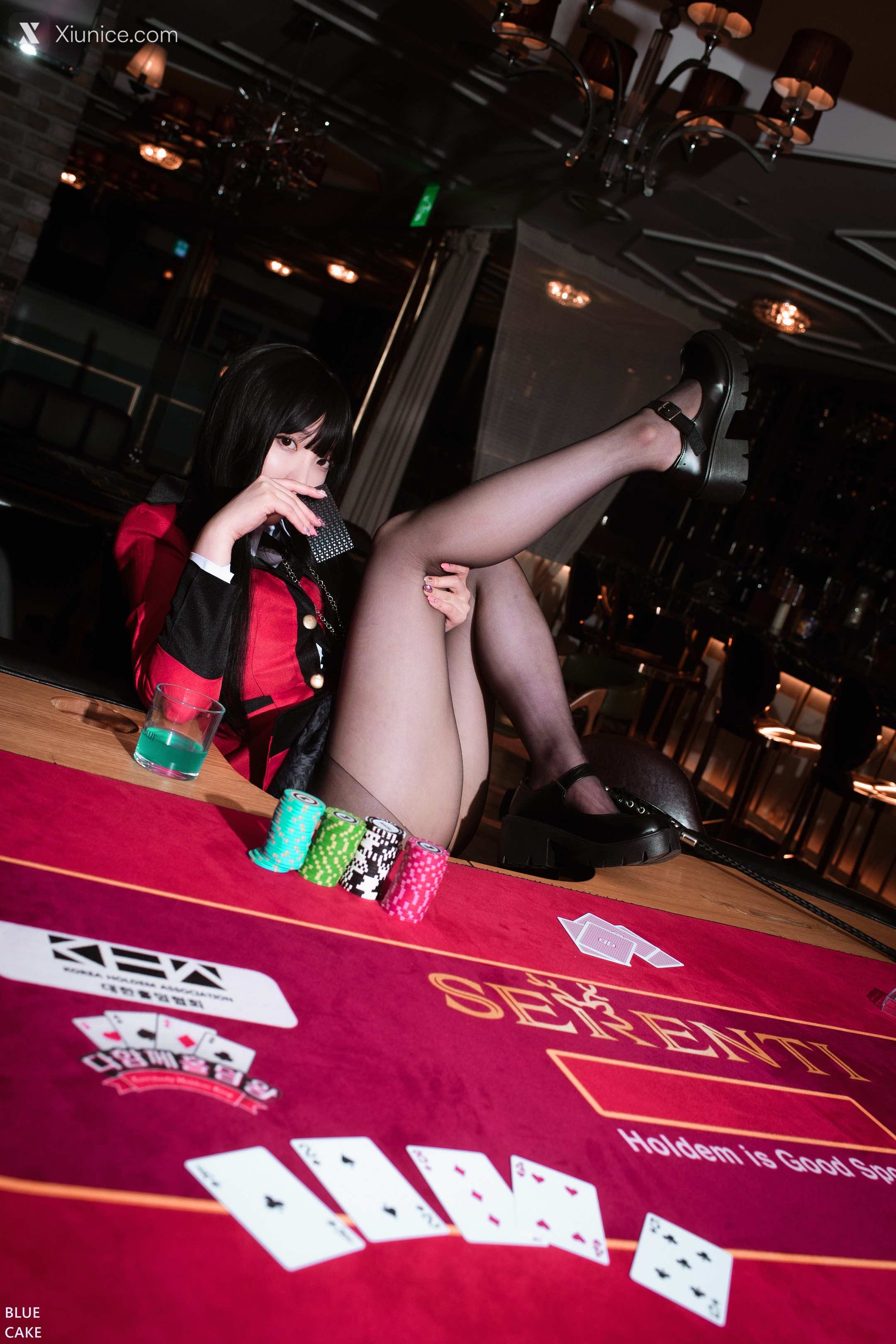 BLUECAKE Son Ye-Eun (손예은) – Hardcore Gambling 4K