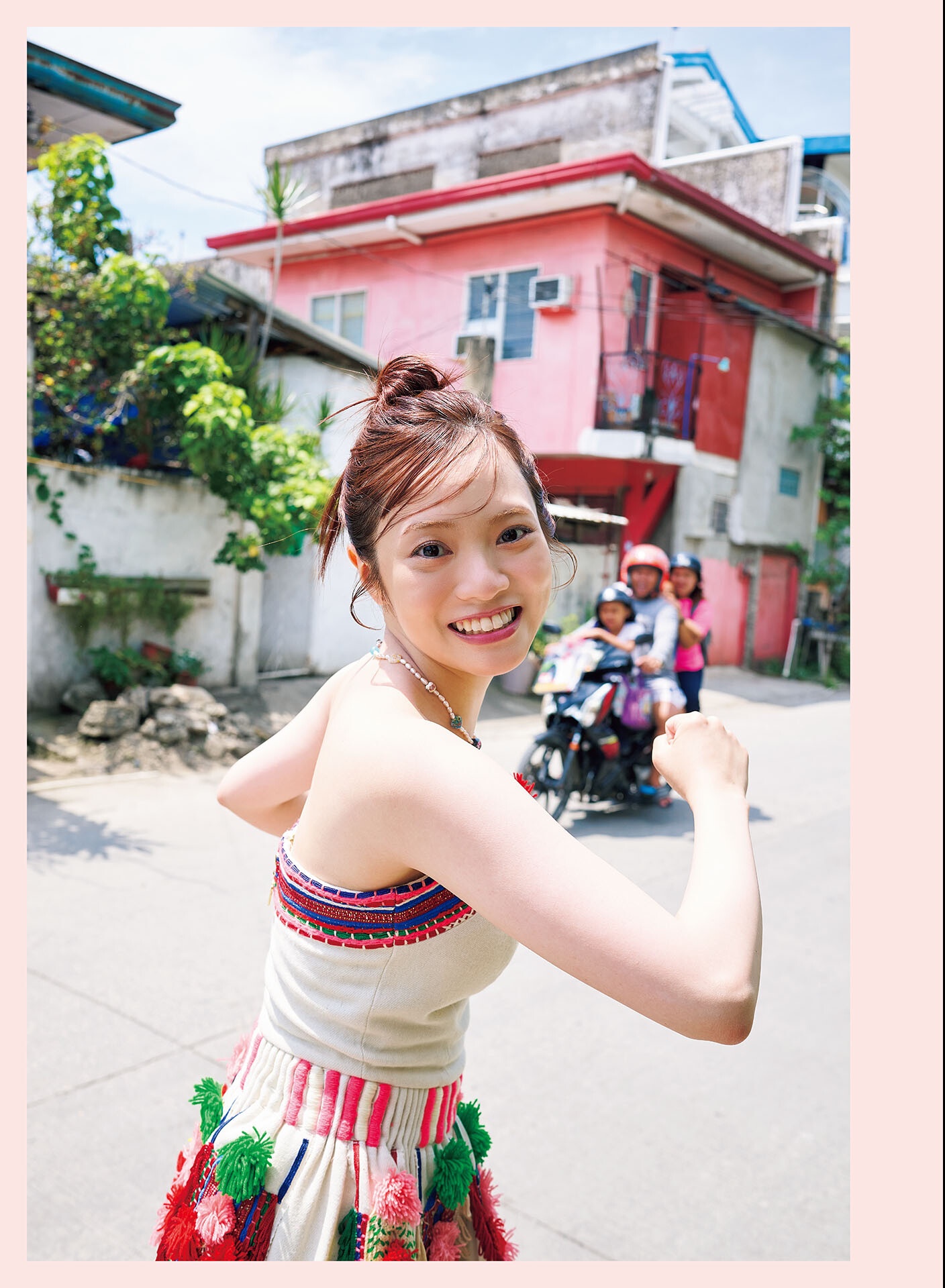 [Photobook] 宮田愛萌 Lilas【DMM限定アザーカット付き版】