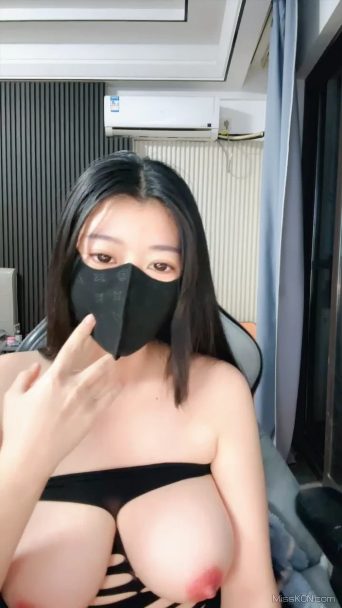 大萌妹F： 瞳孔海啸 稀有G乳 罕见波霸学妹摇舞奶子狂甩