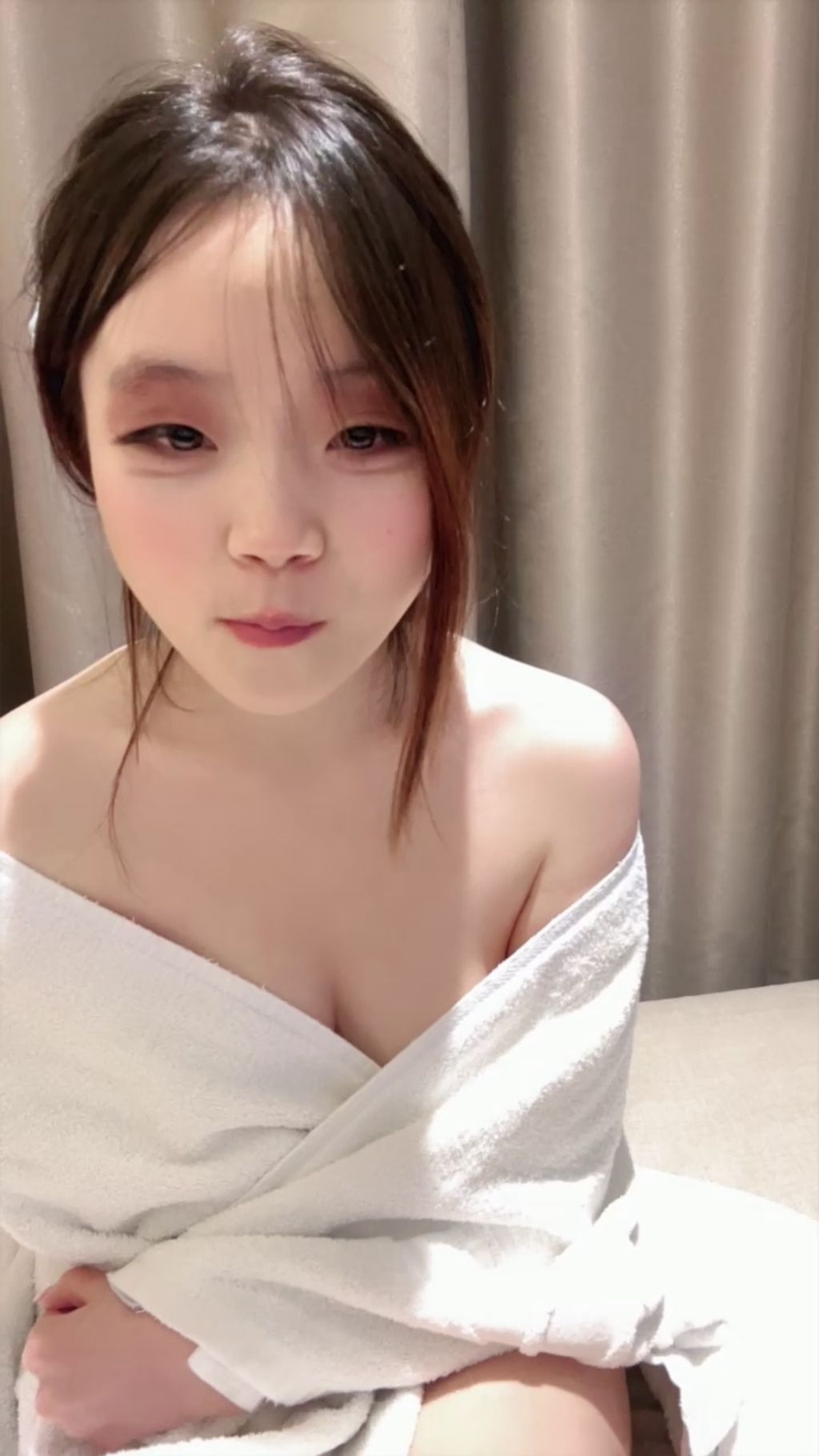 邻家清纯嫩妹: 白嫩女主播美乳粉穴情趣黑丝 #02 39 邻家清纯嫩妹: 白嫩女主播美乳粉穴情趣黑丝 #02