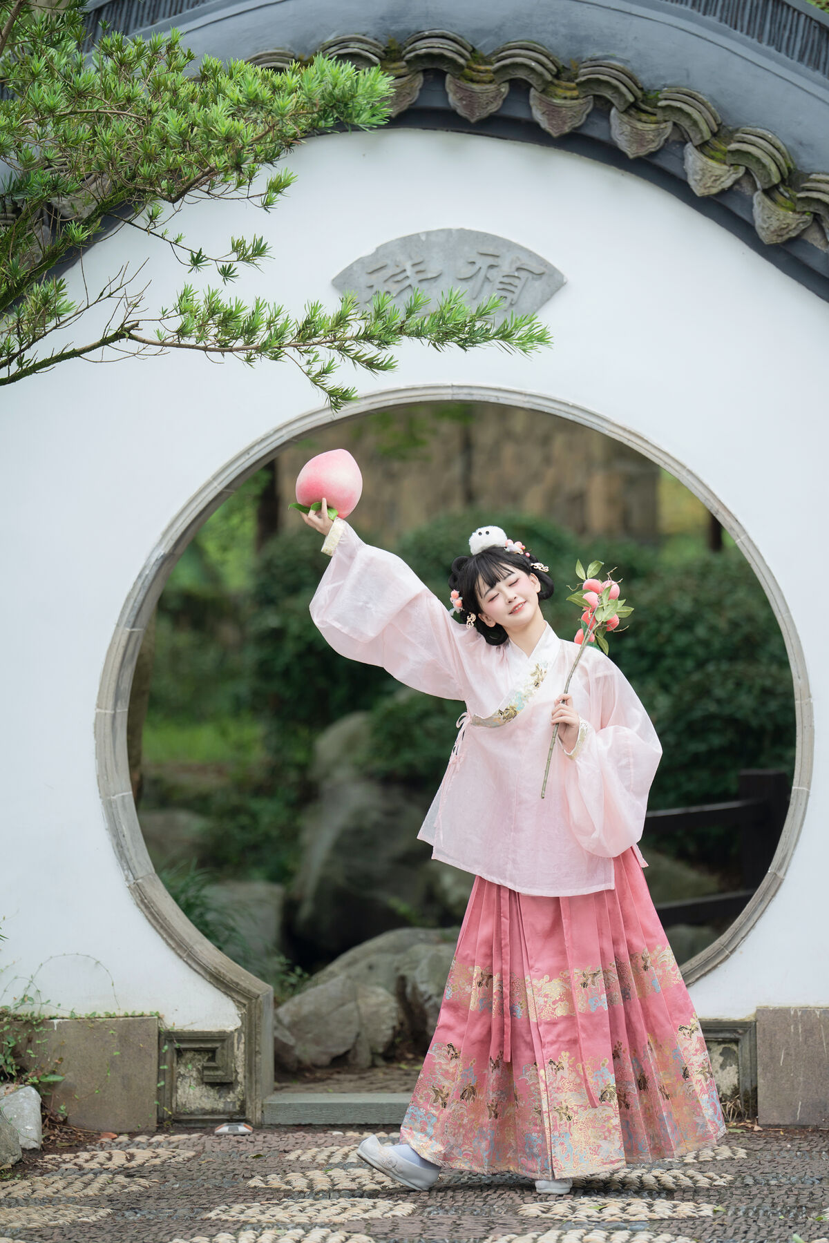 YiTuYu艺图语 Vol.10476 Jiao Yi Zhi Sui Sui