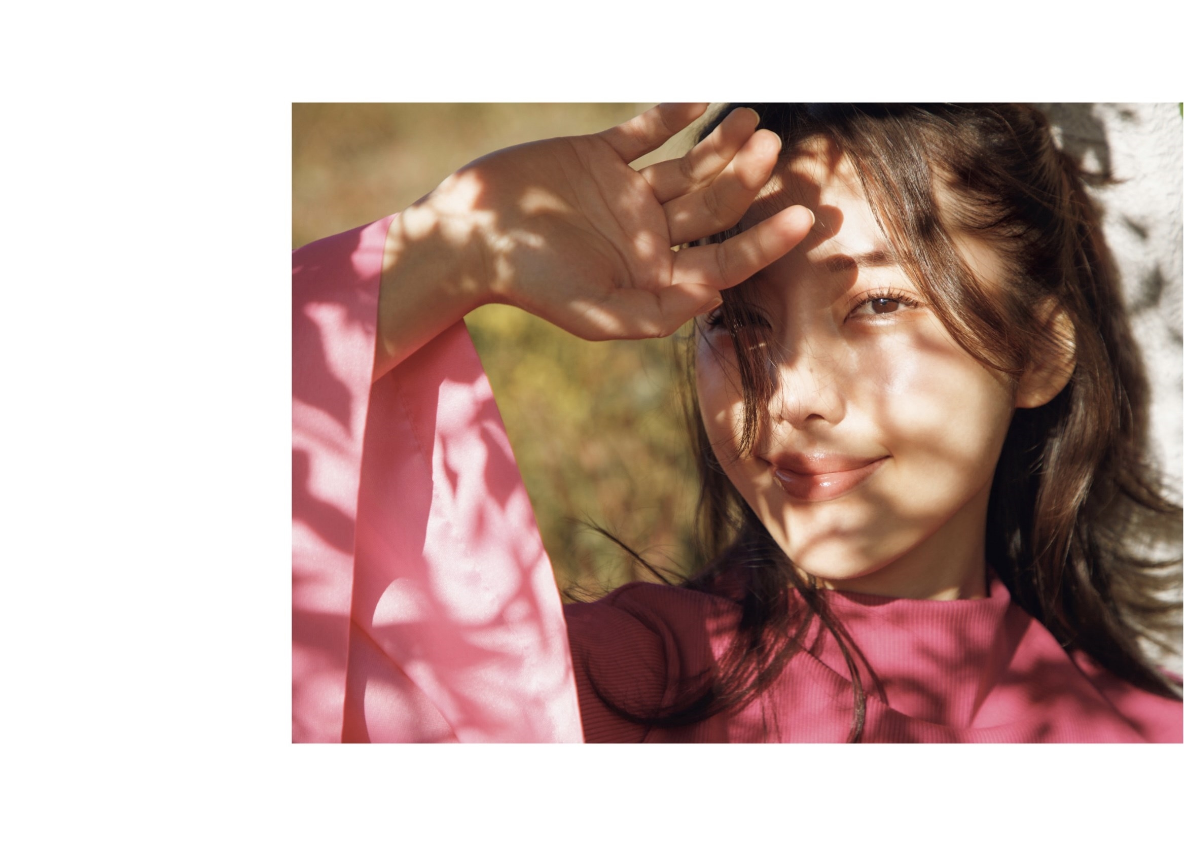 [Photobook] 志崎樺音1st写真集 unplugged