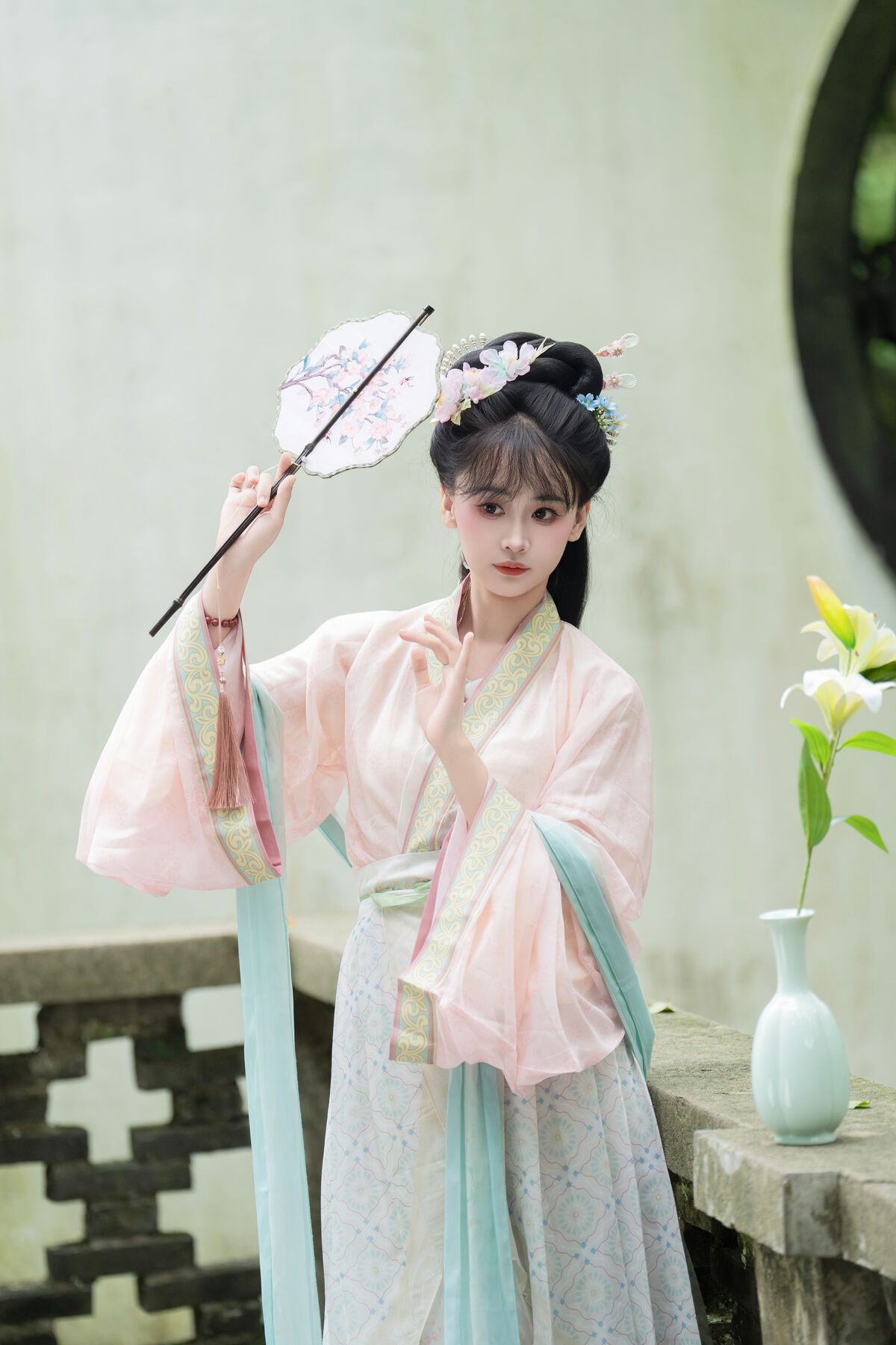 YiTuYu艺图语 Vol.10585 Jiao Yi Zhi Sui Sui 41 YiTuYu艺图语 Vol.10585 Jiao Yi Zhi Sui Sui