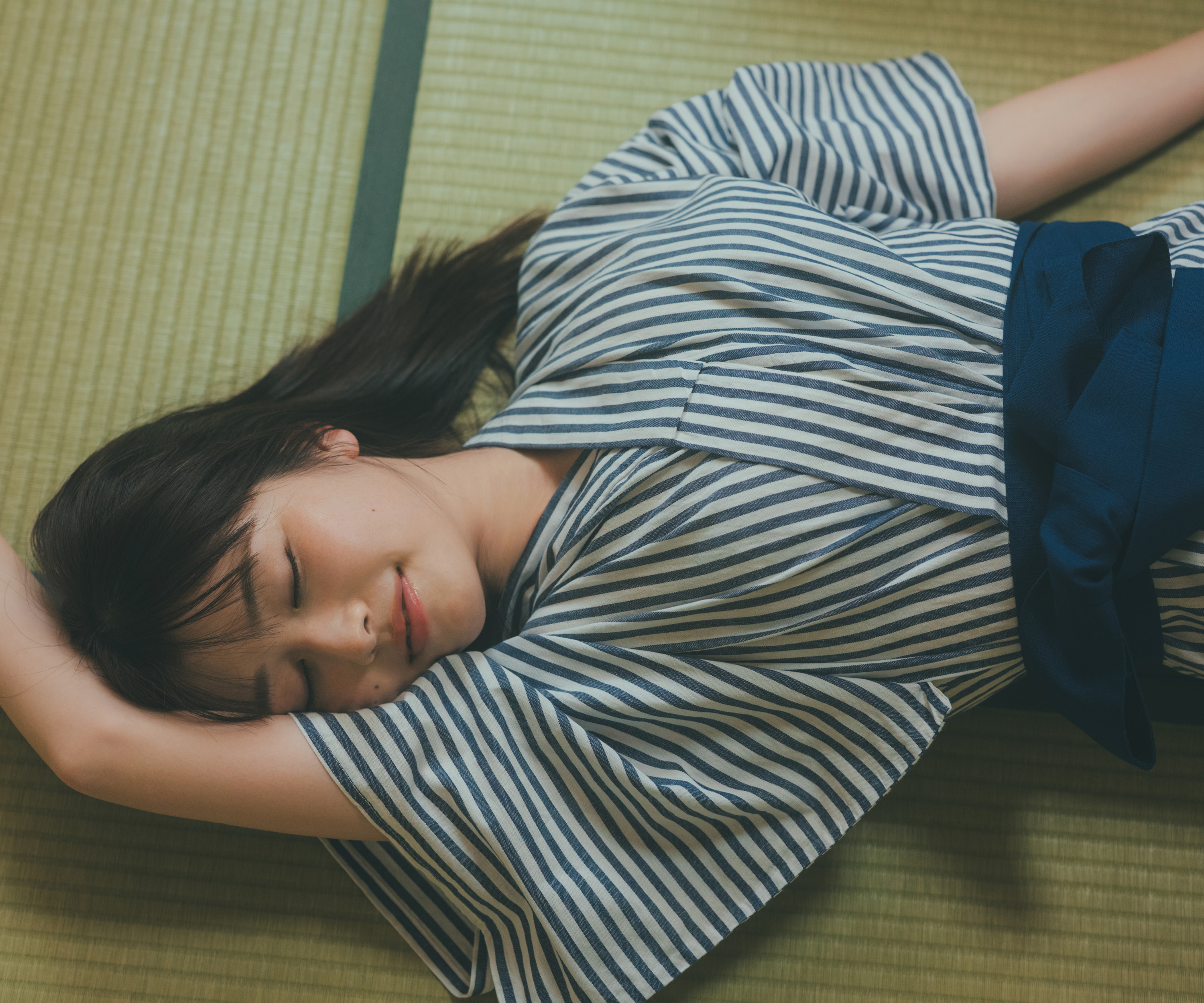 [Photobook]【デジタル限定】冴木柚葉写真集「想いはあふれて。」 (週プレ PHOTO BOOK)