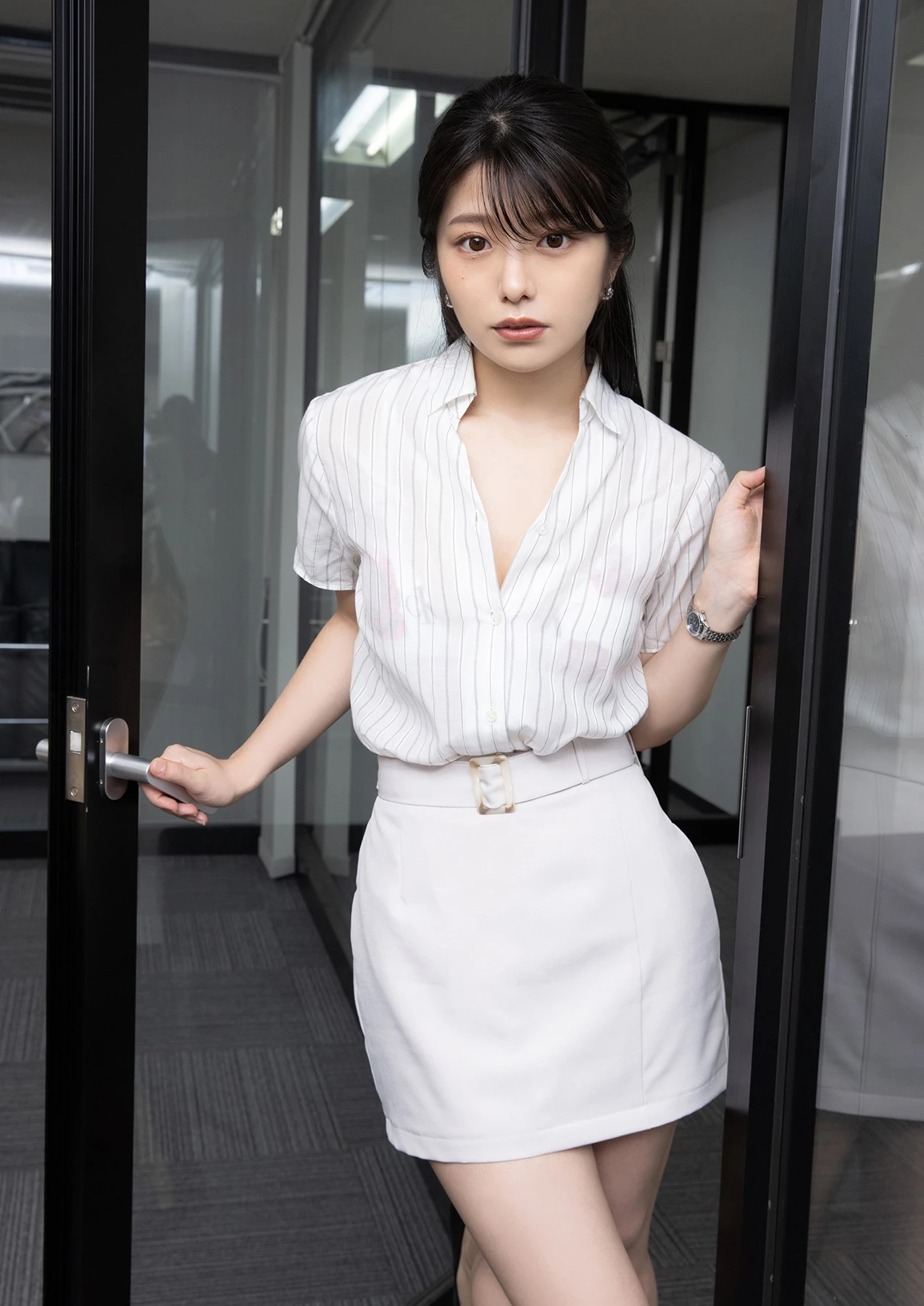 Kana Yamada 山田かな, デジタル限定 GJ 写真集 「…まだかな？」