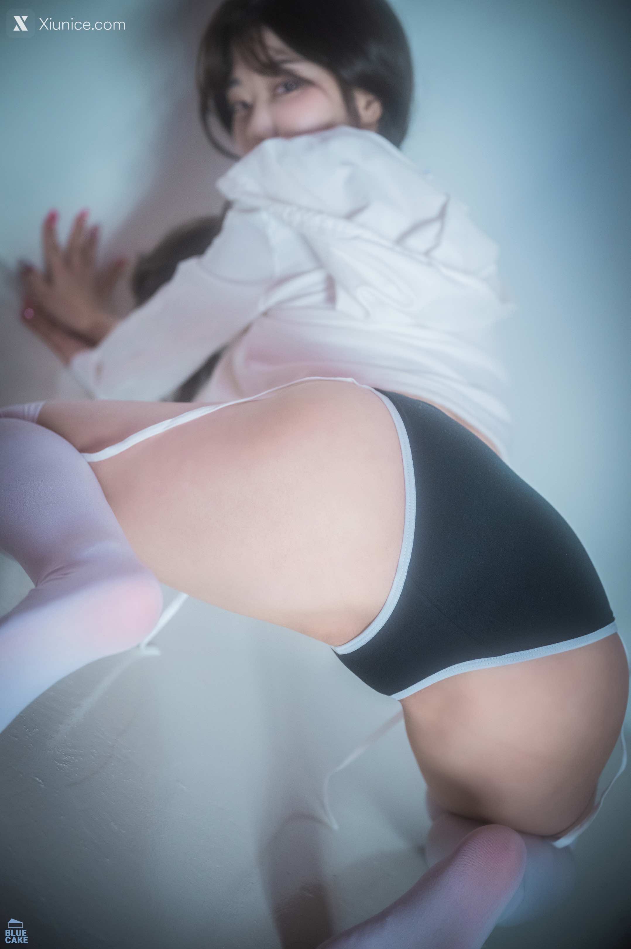 BLUECAKE Jung Eun – Dazzling No.1 4K