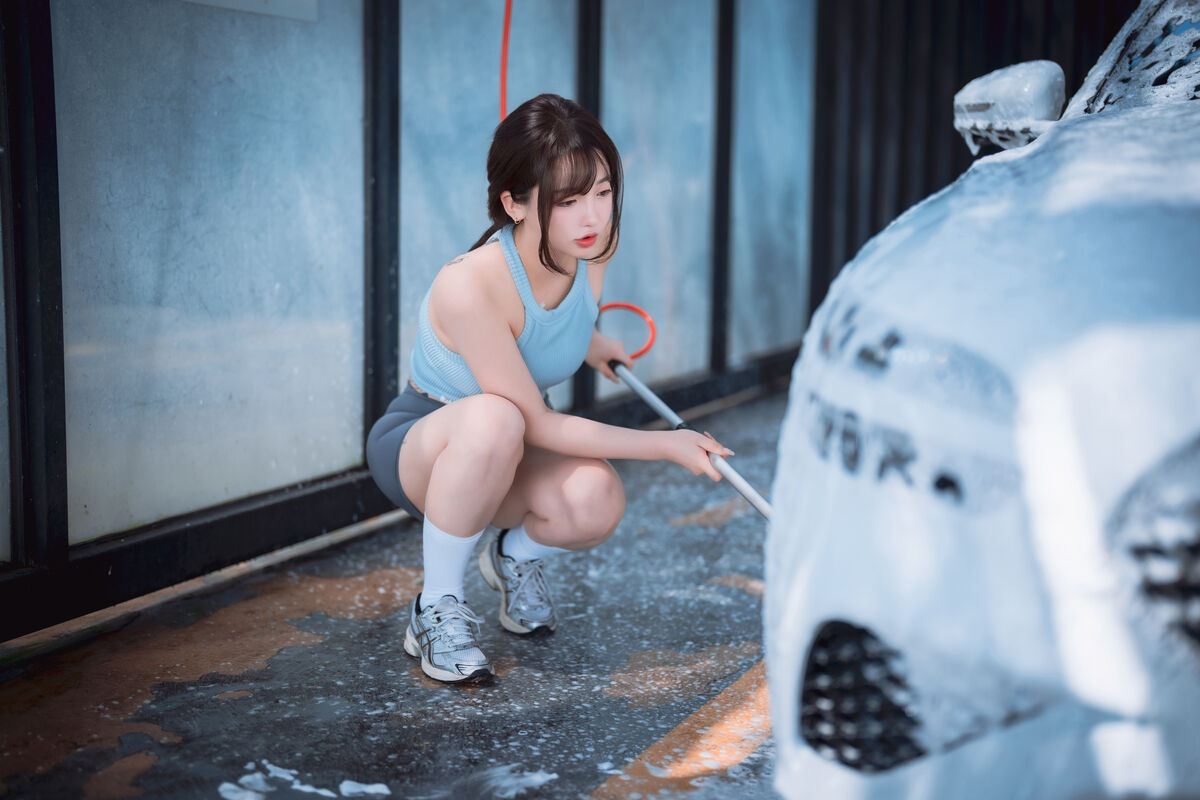 DJAWA Son Ye-Eun 손예은 - Wash My Car Part01