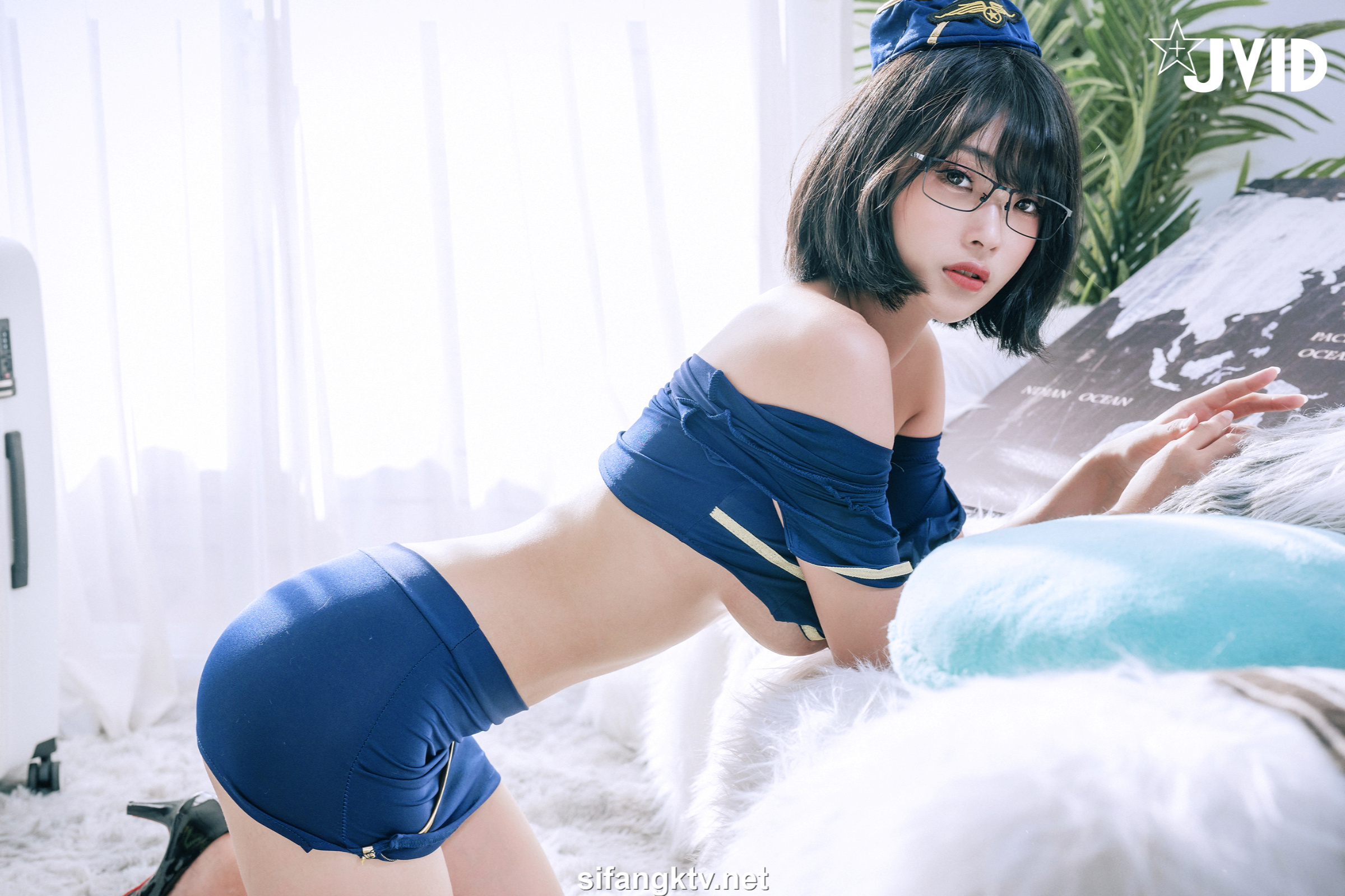 [JVID] 露露咪 – 淫蕩美艷空姐的教育「性」
