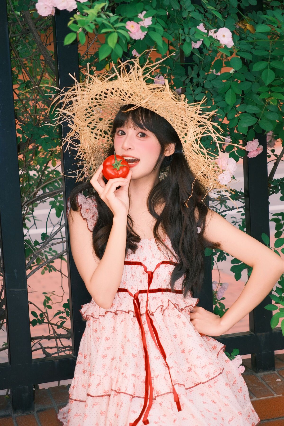 YiTuYu艺图语 Vol.10263 Xia Yu Xiao Nian