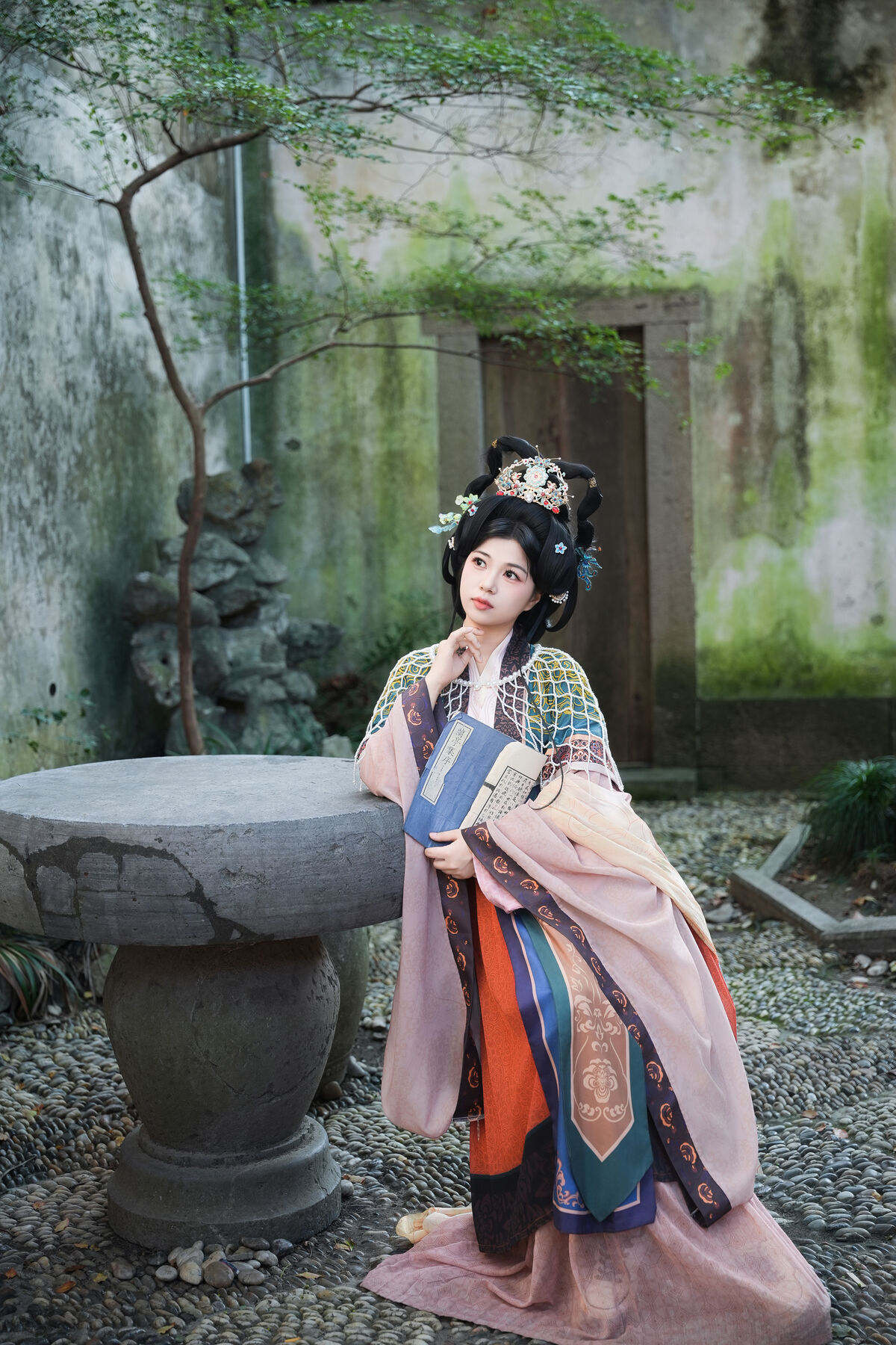 YiTuYu艺图语 Vol.10443 Qi Fu Fan Li De Mi Li
