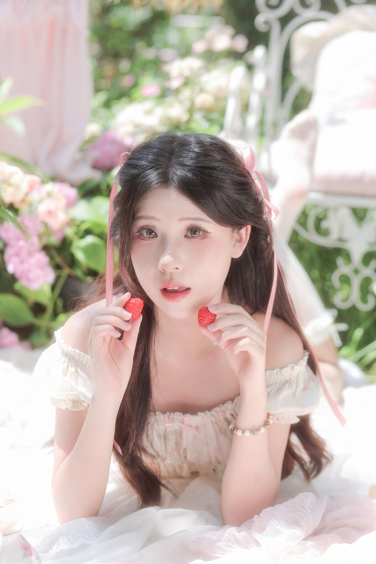 YiTuYu艺图语 Vol.10427 Yi Ming