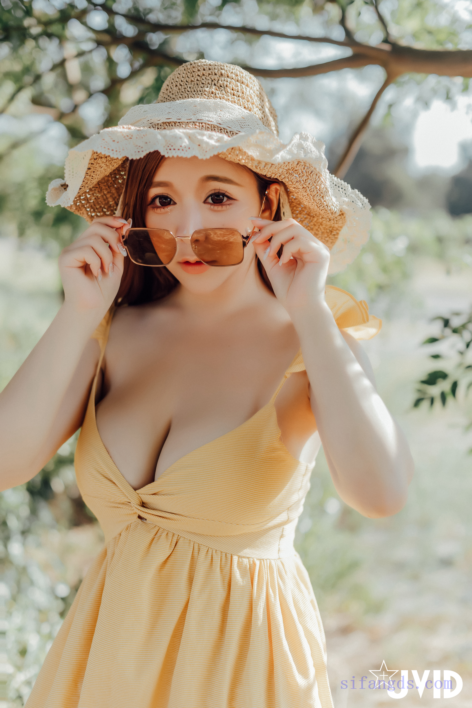 [JVID] 本壘奈 – 我與本壘奈在車內劇烈搖晃體驗極致快感!!!!!