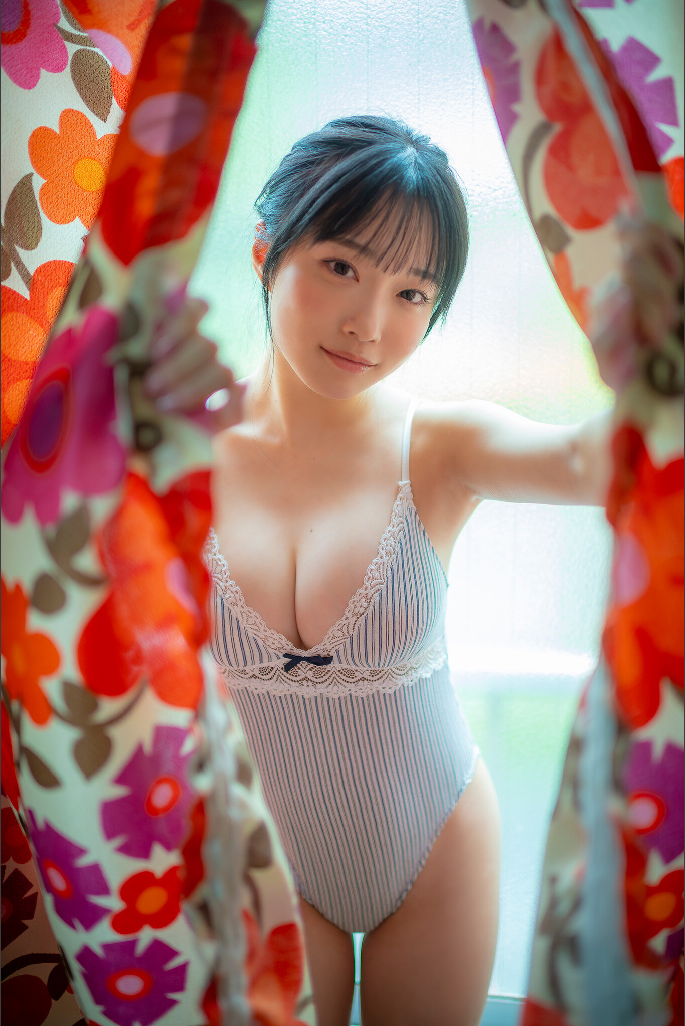 [Photobook] 2025.09.10 岸みゆ レトロとろとろDIARY PARADEデジタルフォトブック