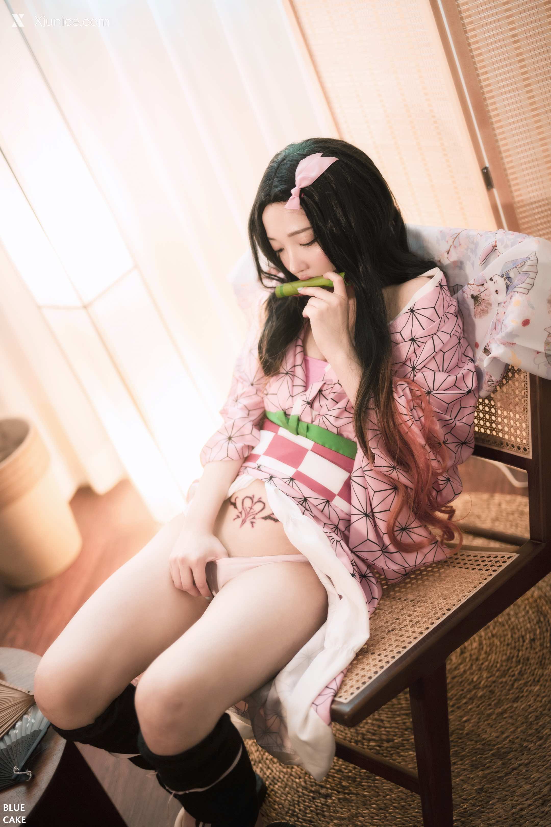 BLUECAKE Son Ye-Eun (손예은) – Pink Oni 4K