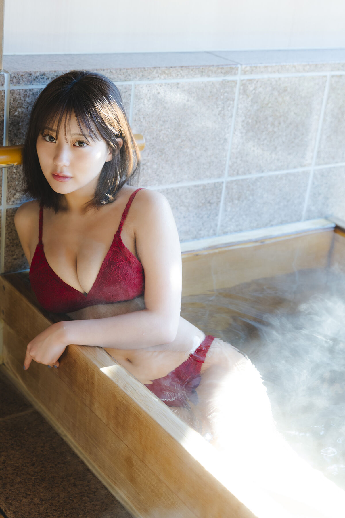 Miku Tanaka 田中美久 - ヤングガンガンデジタル限定写真集 銀世界