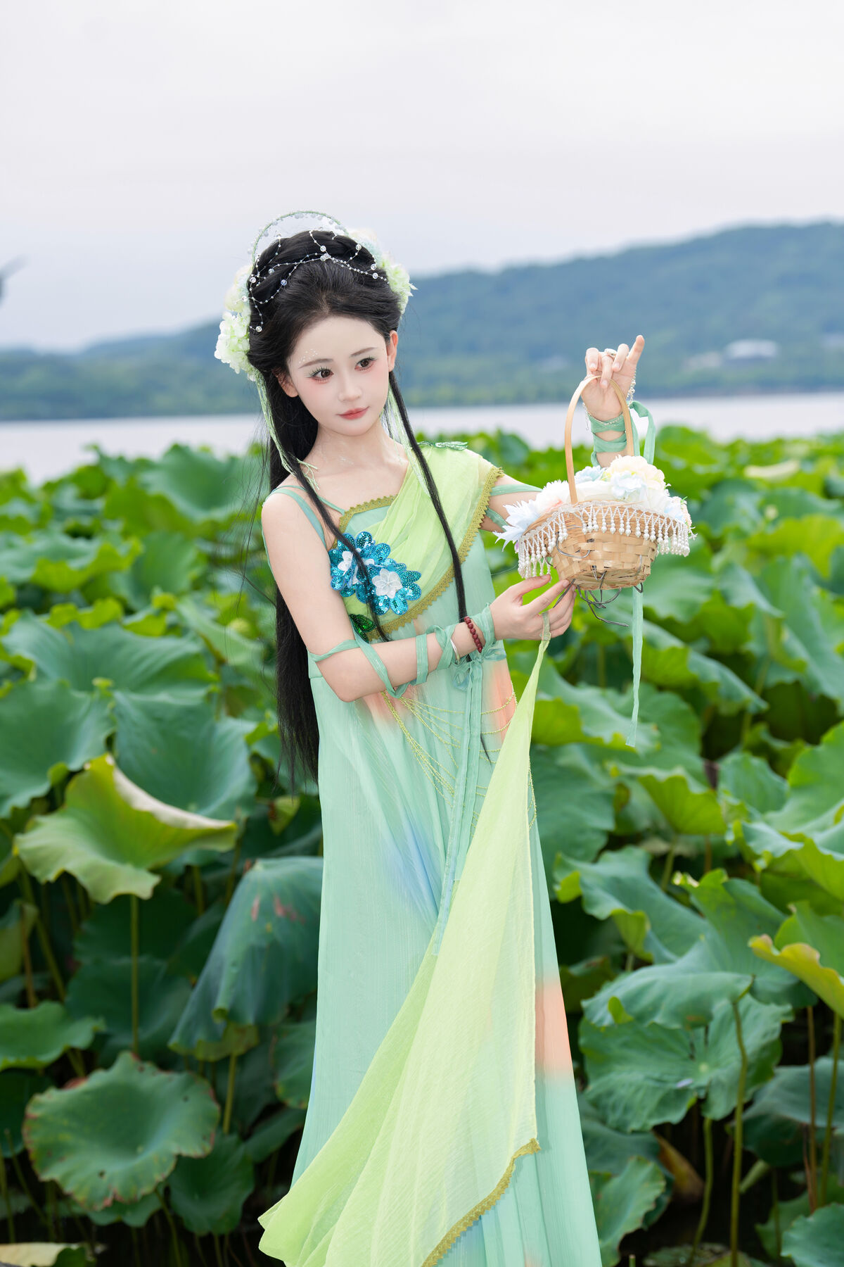 YiTuYu艺图语 Vol.10362 Jiao Yi Zhi Sui Sui
