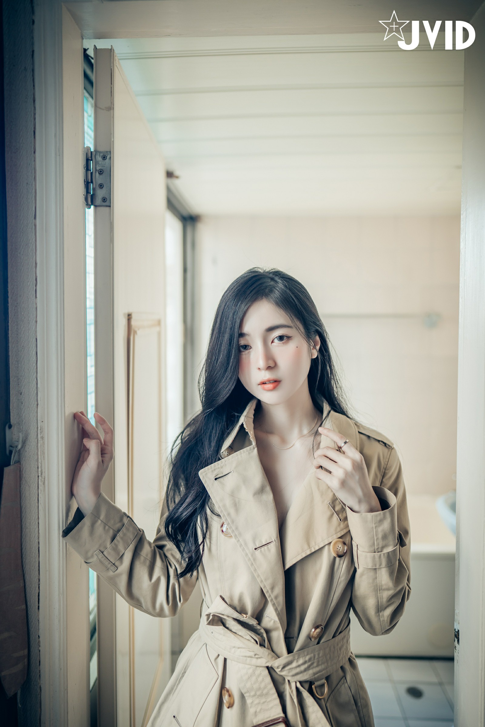 [JVID] 辰辰 – 我的暴露狂女同事
