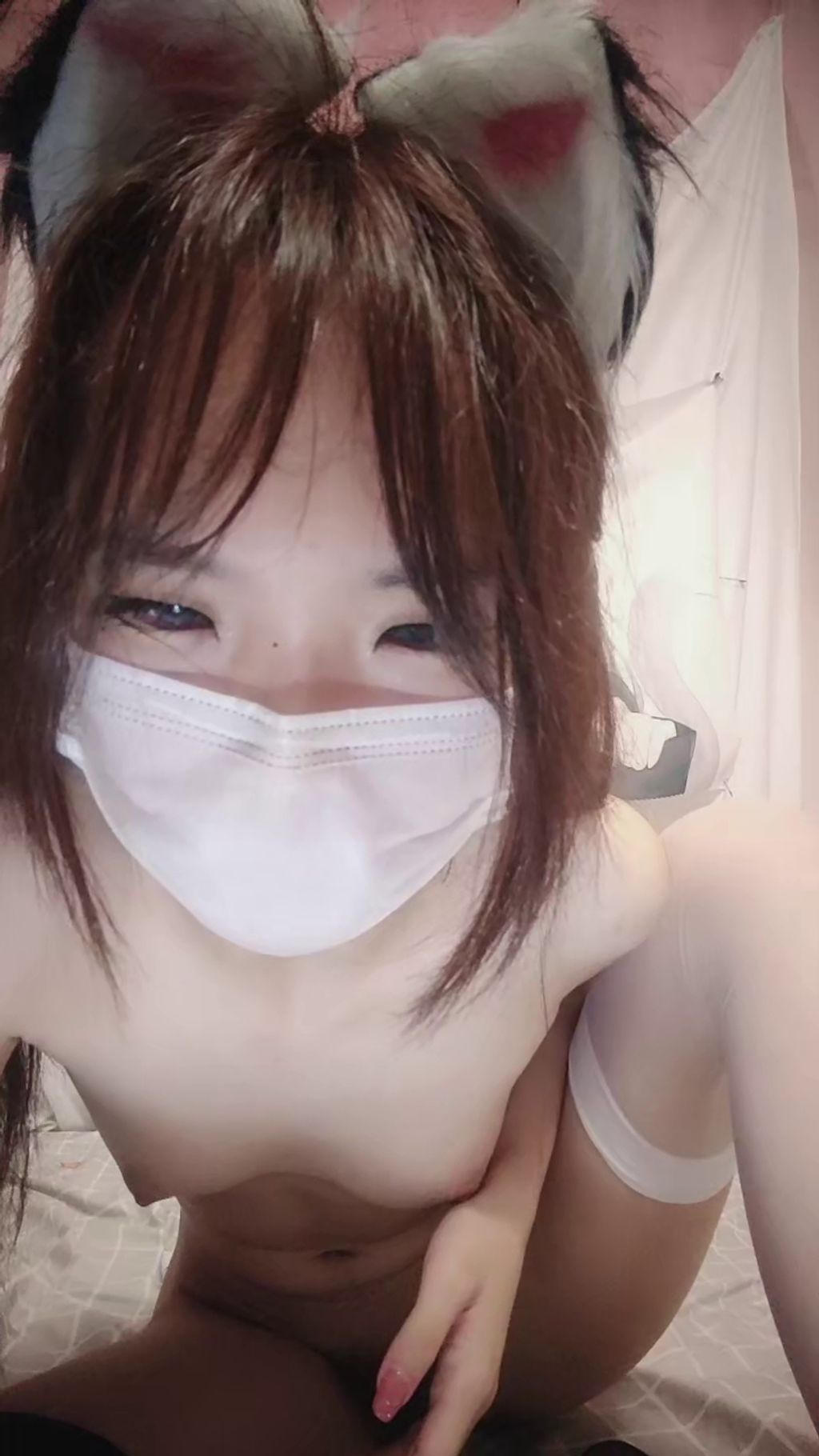 小逸宝宝： 萌萌哒萝莉美少女宿舍大秀 道具爆浆