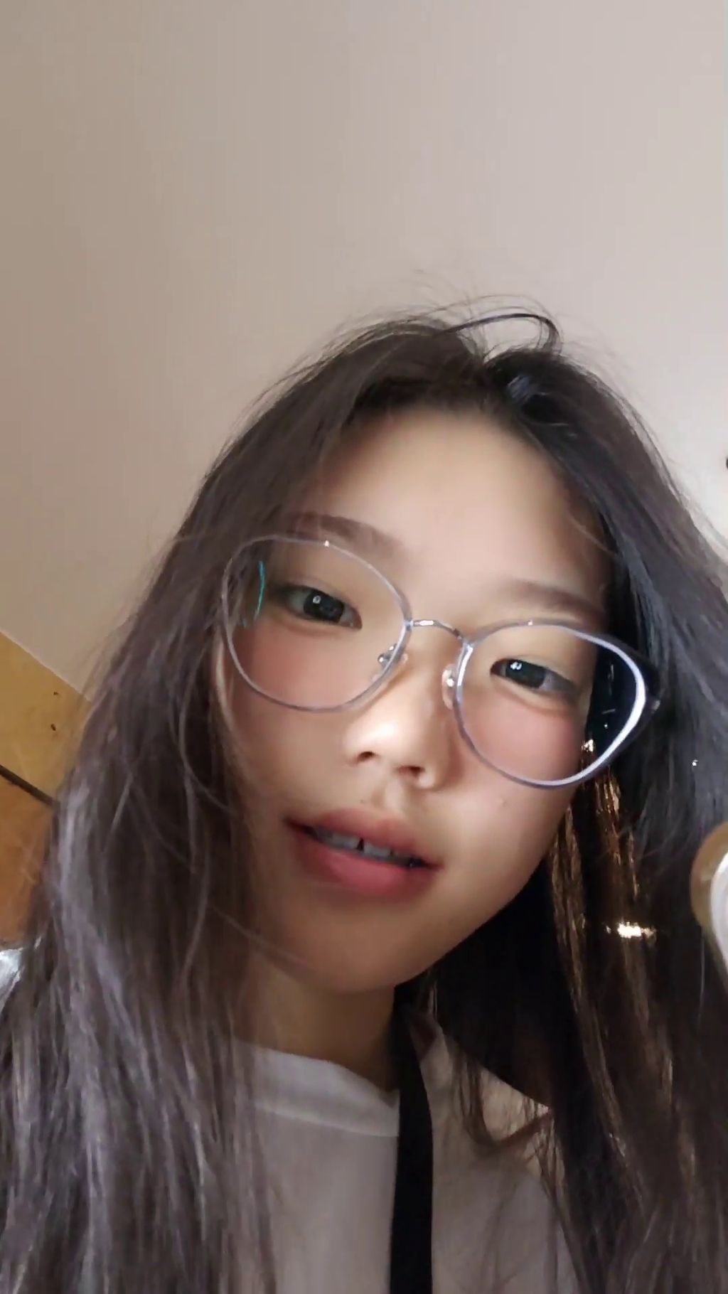 雯雯茜茜： 欲女双学妹 剧情演绎 勾引技师 外卖小哥 #04