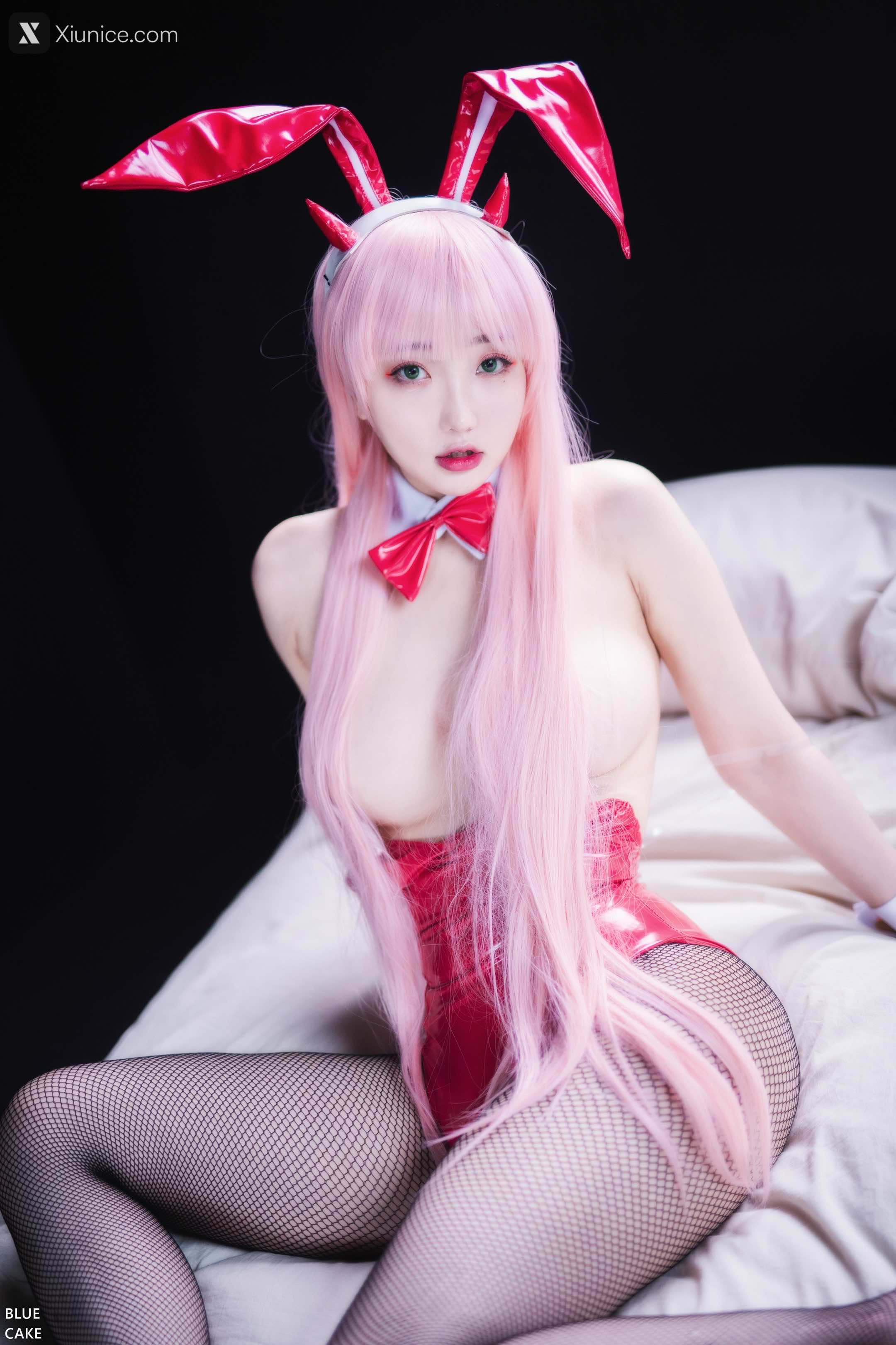 BLUECAKE Son Ye-Eun (손예은) – IN THE SEXXY 002 4K