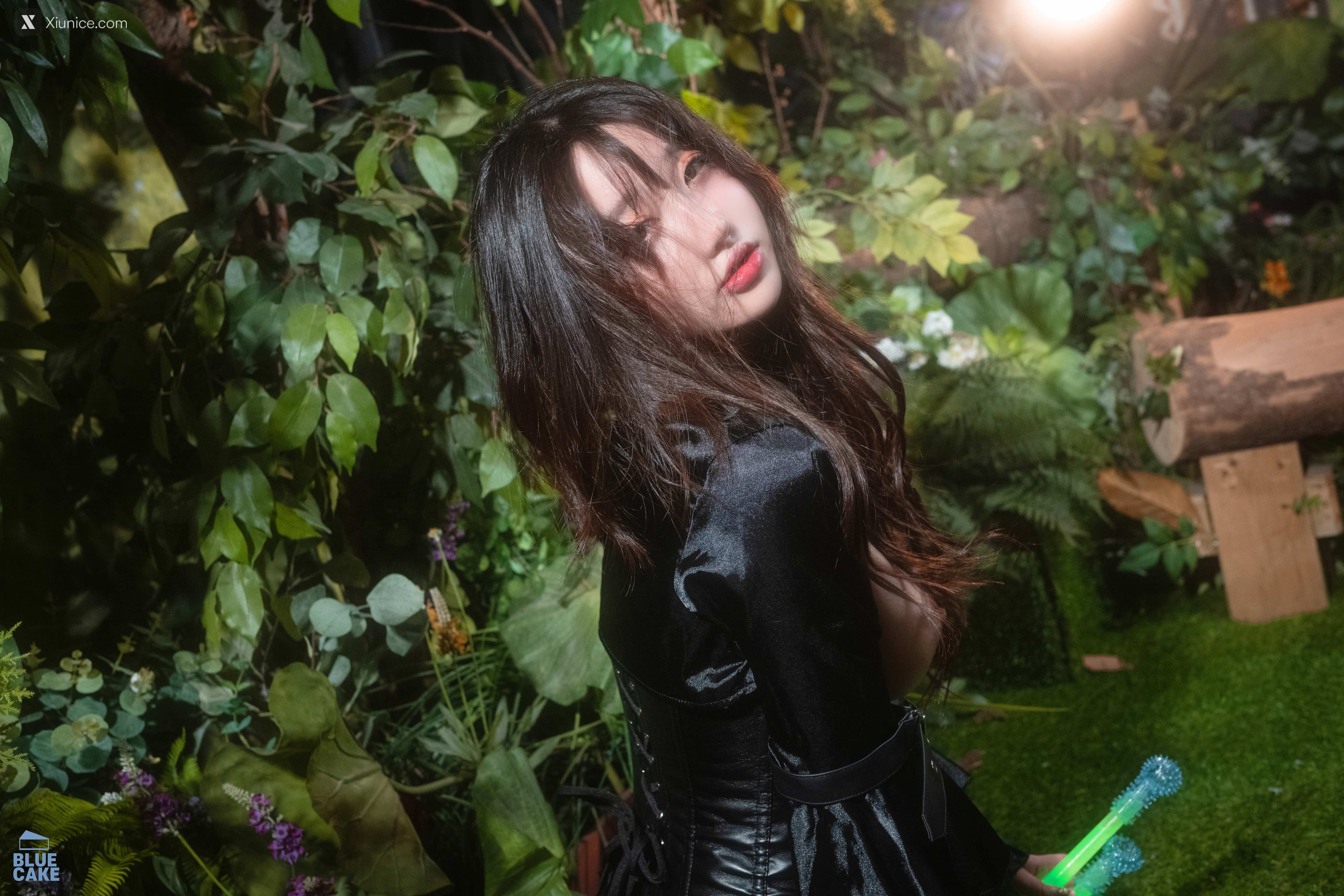 BLUECAKE Son Ye-Eun (손예은) – Tentacle Bukkake 4K