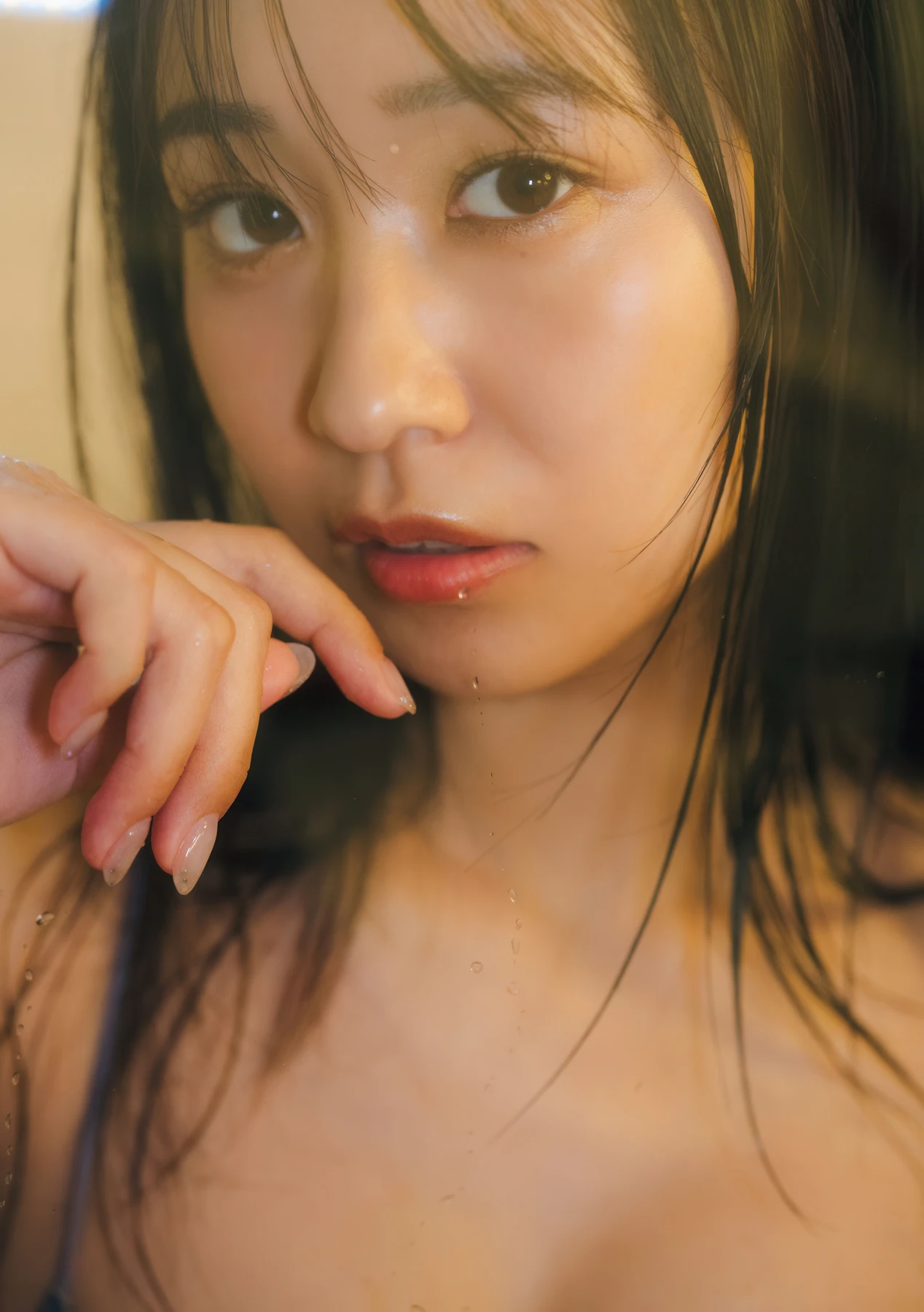 本田あやね・溝端葵, Gekkan Young Magazine 2026 No.05 (月刊ヤングマガジン 2026年5号) 18 本田あやね・溝端葵, Gekkan Young Magazine 2026 No.05 (月刊ヤングマガジン 2026年5号)