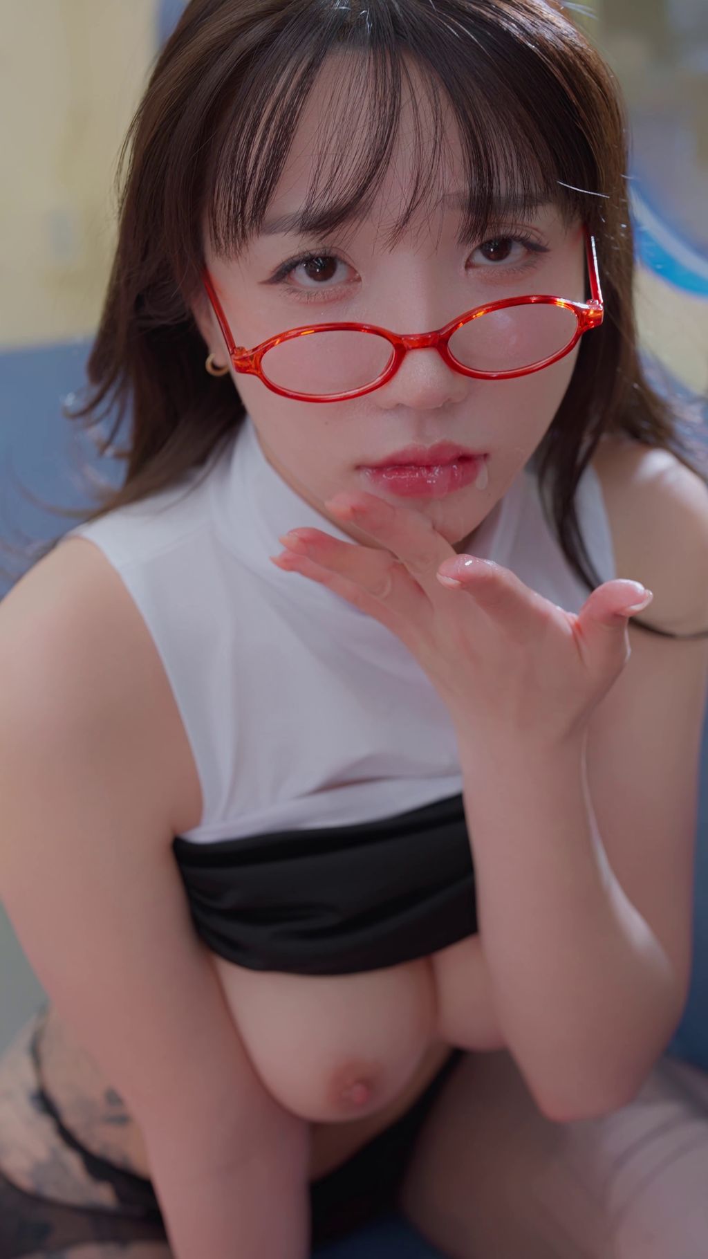 Son Ye-Eun (손예은): Night Shift 81 Son Ye-Eun (손예은): Night Shift