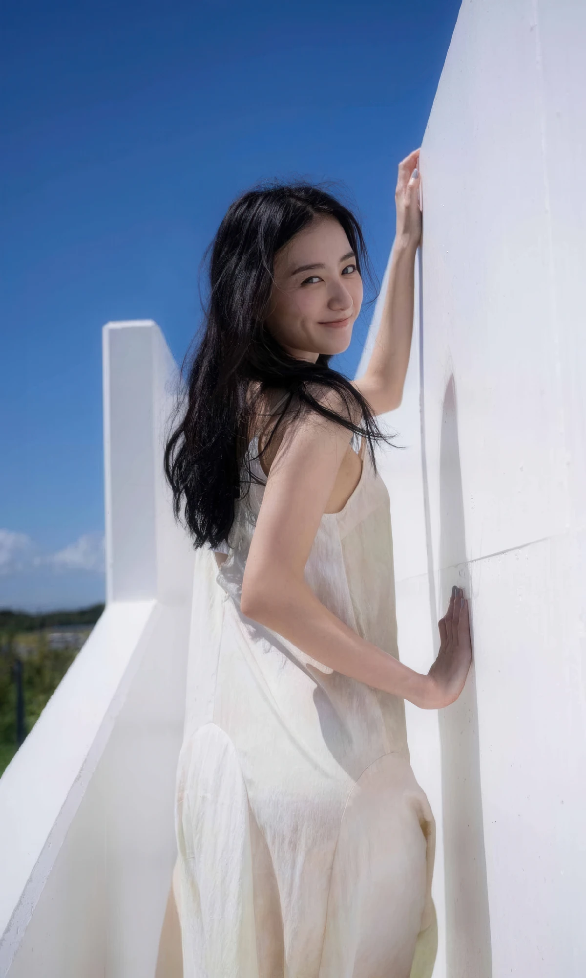 Riho Takada 高田里穂, 写真集 「Eternal Heroine 永遠のヒロイン」