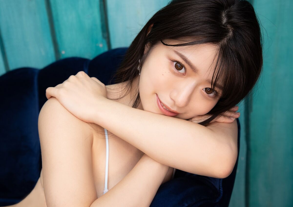 Kana Yamada 山田かな - デジタル限定 GJ PHOTO BOOK 写真集 まだかな